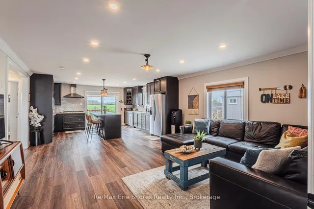 1231 Lakeshore Rd, Haldimand 3