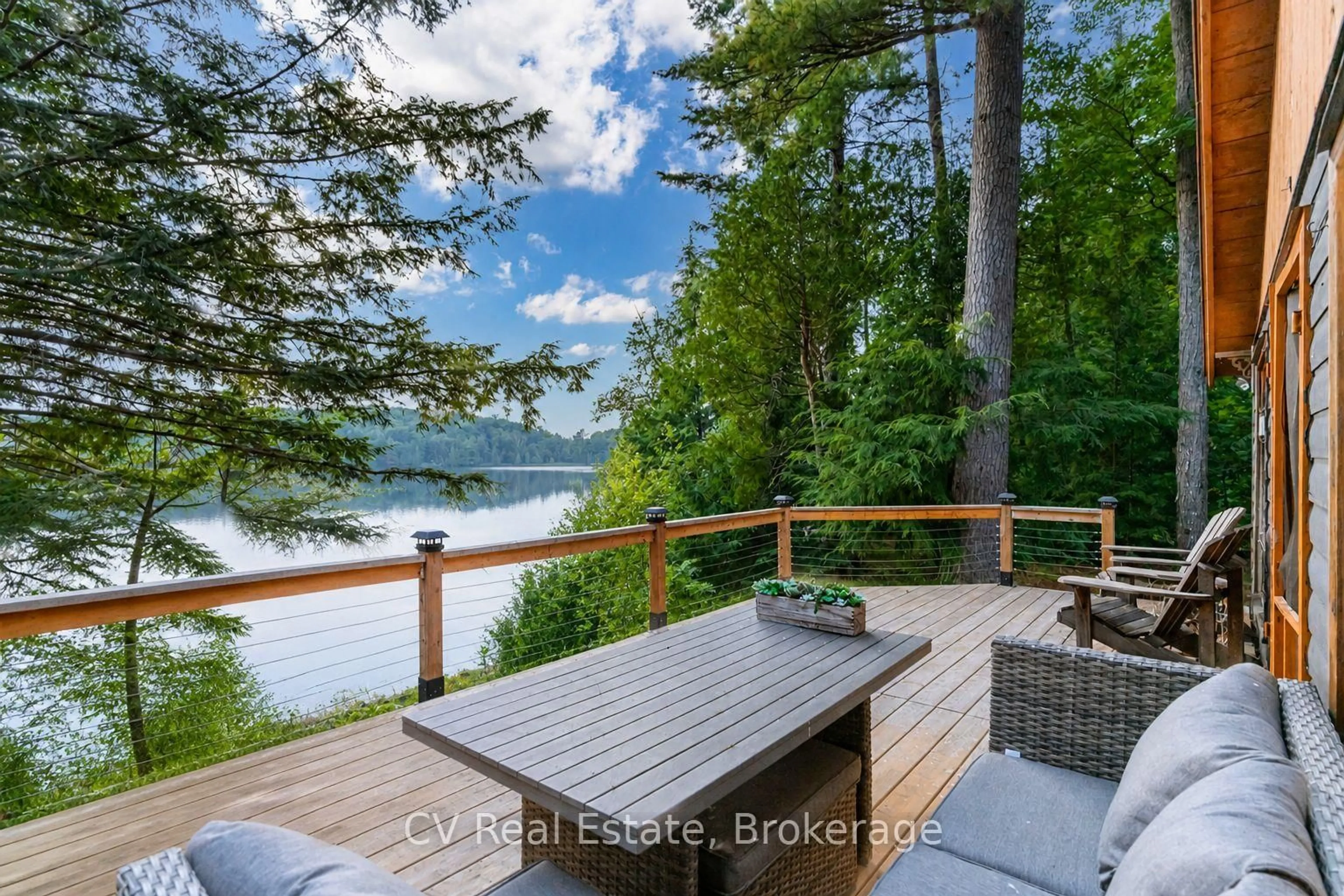 Patio, water/lake/river/ocean view for 1027 North Pine Dr, Lake of Bays Ontario P0A 1E0