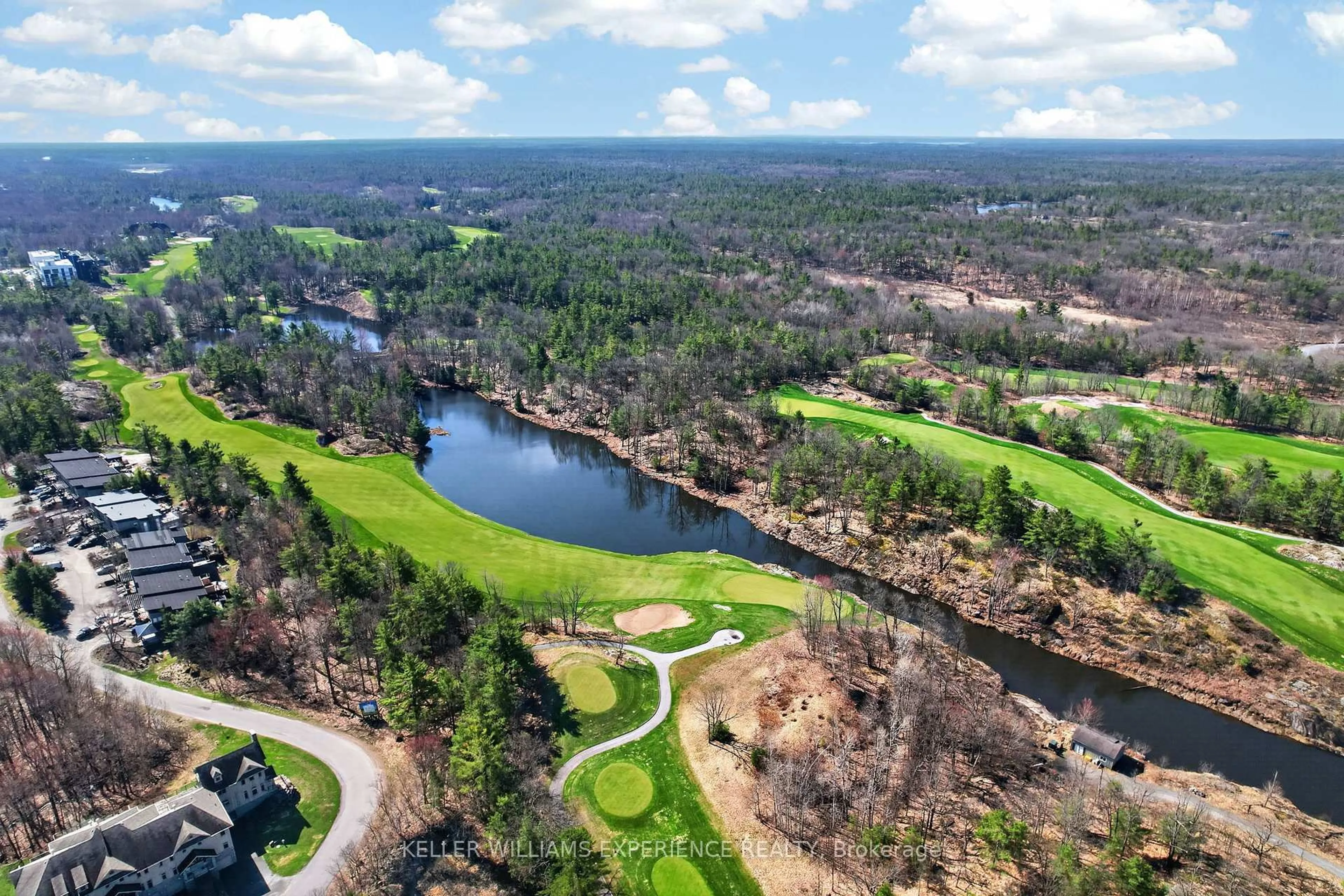 A pic from outside/outdoor area/front of a property/back of a property/a pic from drone, water/lake/river/ocean view for 31 Rockmount Cres, Gravenhurst Ontario P1P 0A6