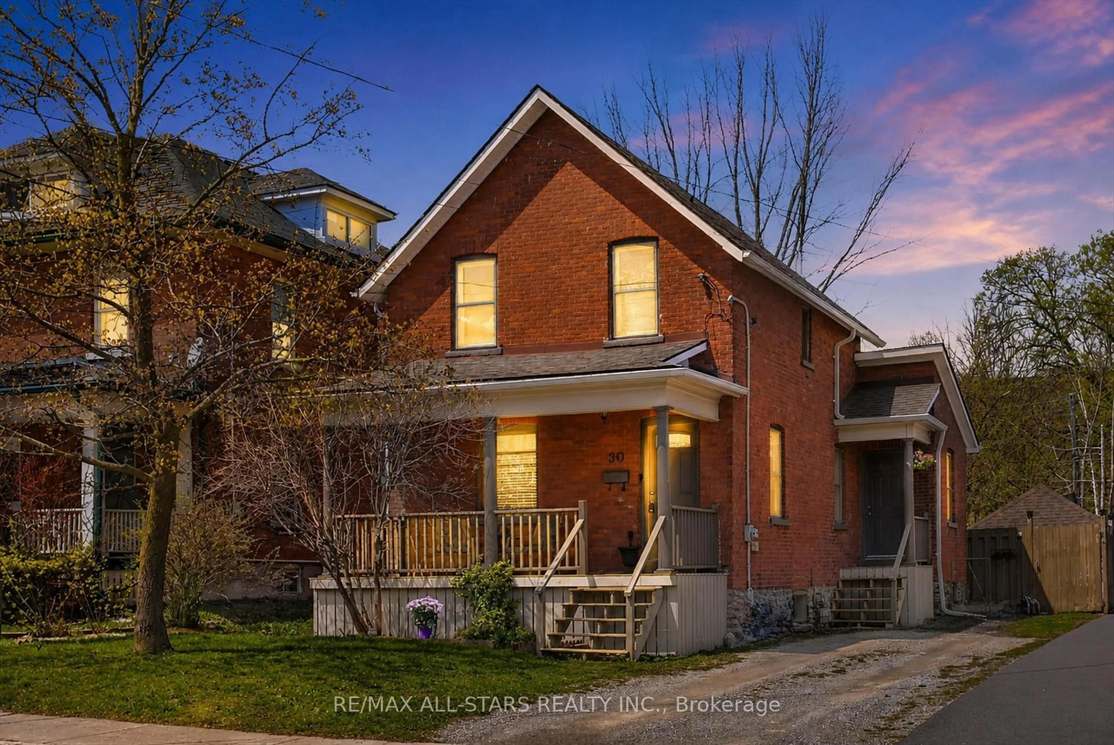 Home with brick exterior material, street for 90 Glenelg St, Kawartha Lakes Ontario K9V 2V9