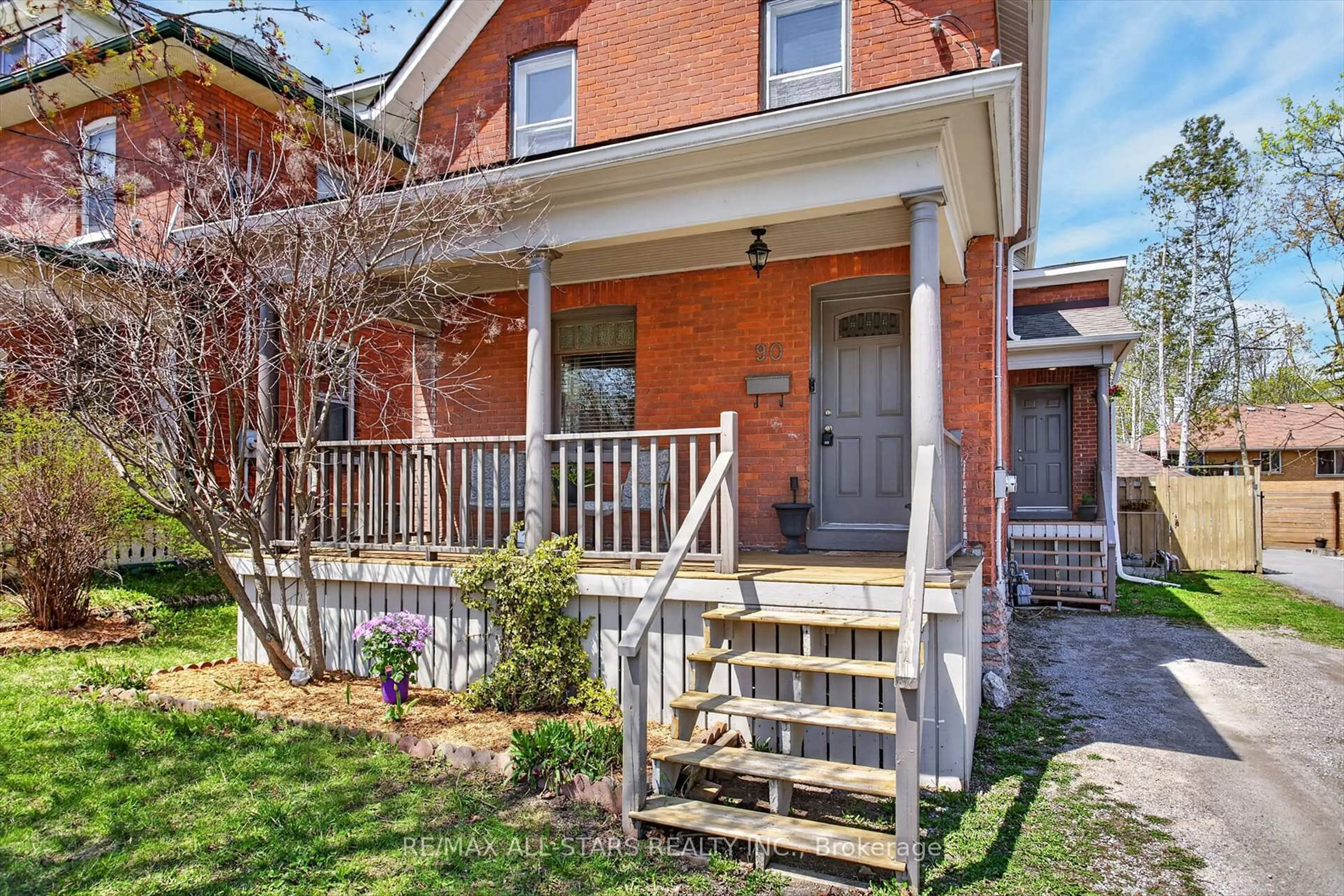 Home with brick exterior material, street for 90 Glenelg St, Kawartha Lakes Ontario K9V 2V9