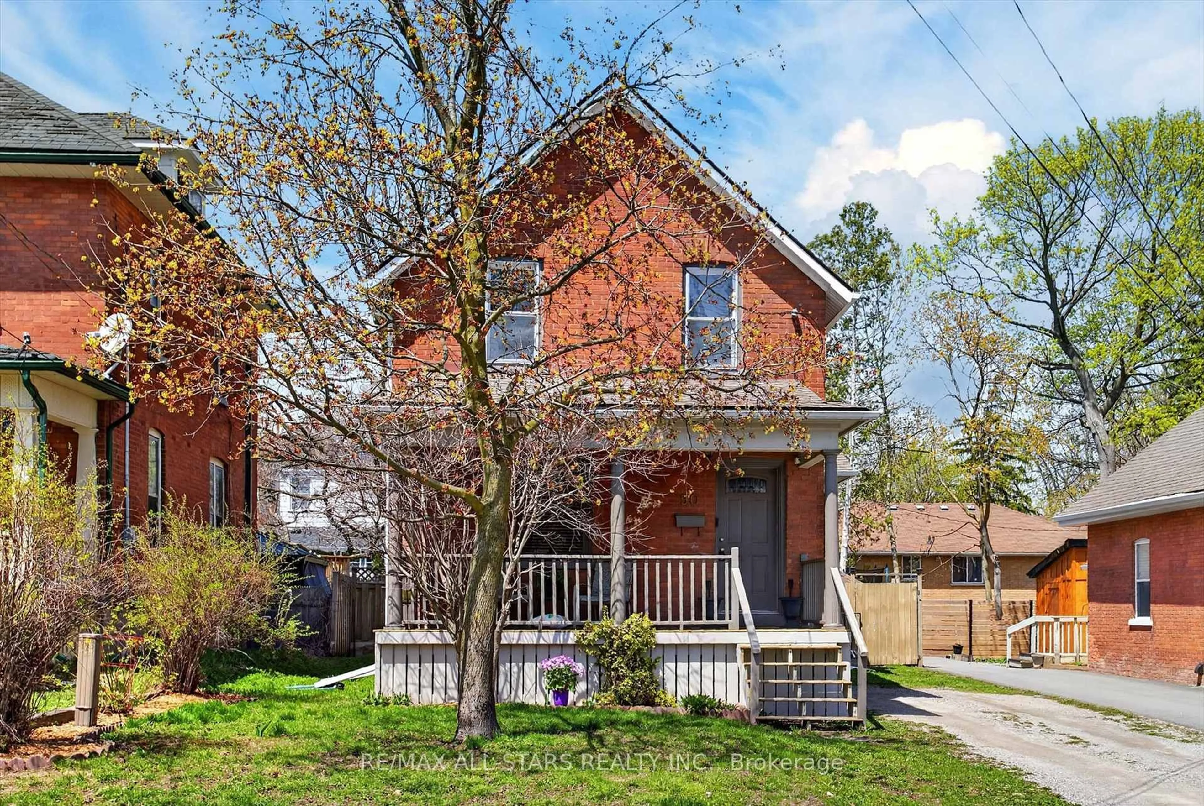 Home with brick exterior material, street for 90 Glenelg St, Kawartha Lakes Ontario K9V 2V9
