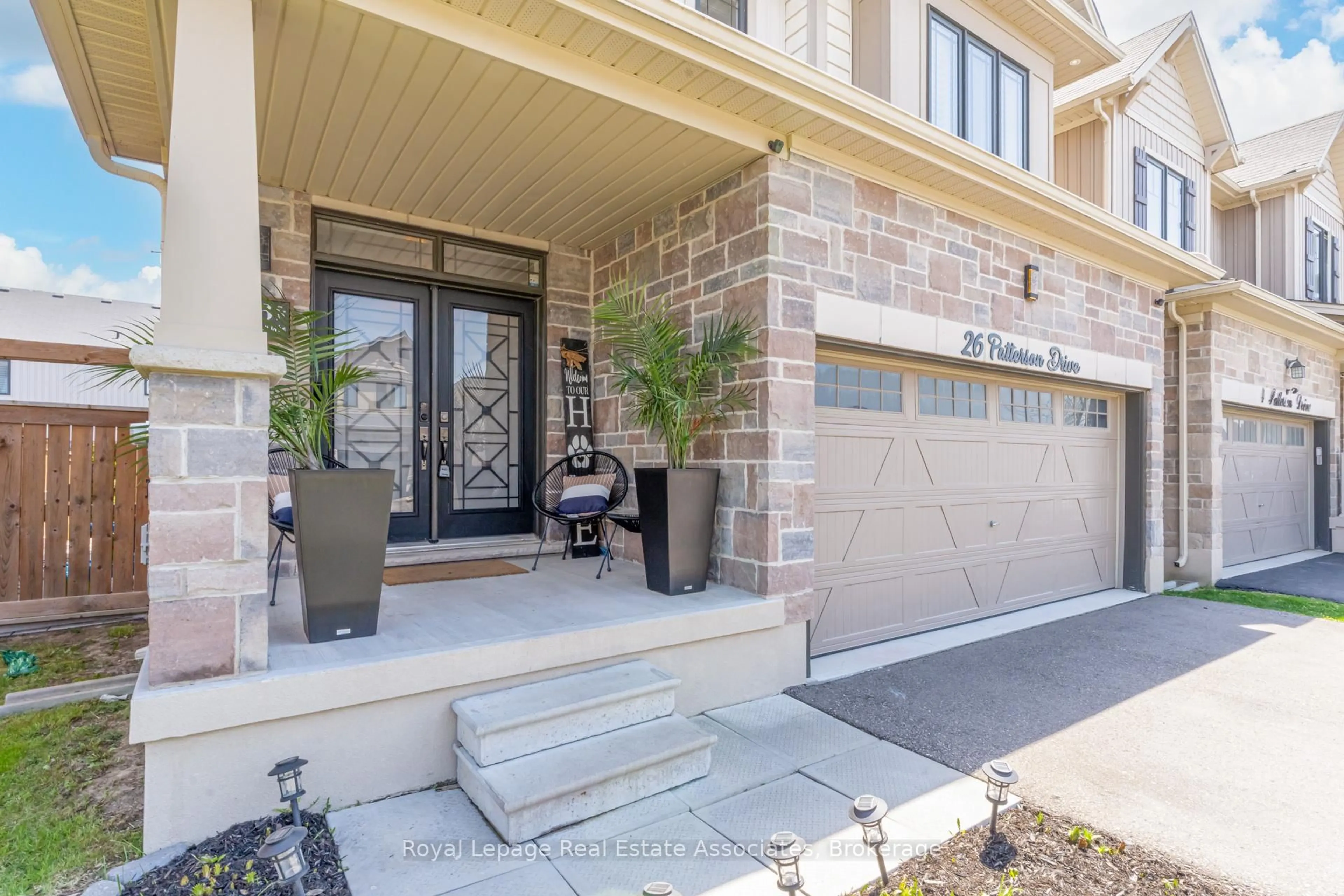 Unknown for 26 Patterson Dr, Haldimand Ontario N3W 0B8