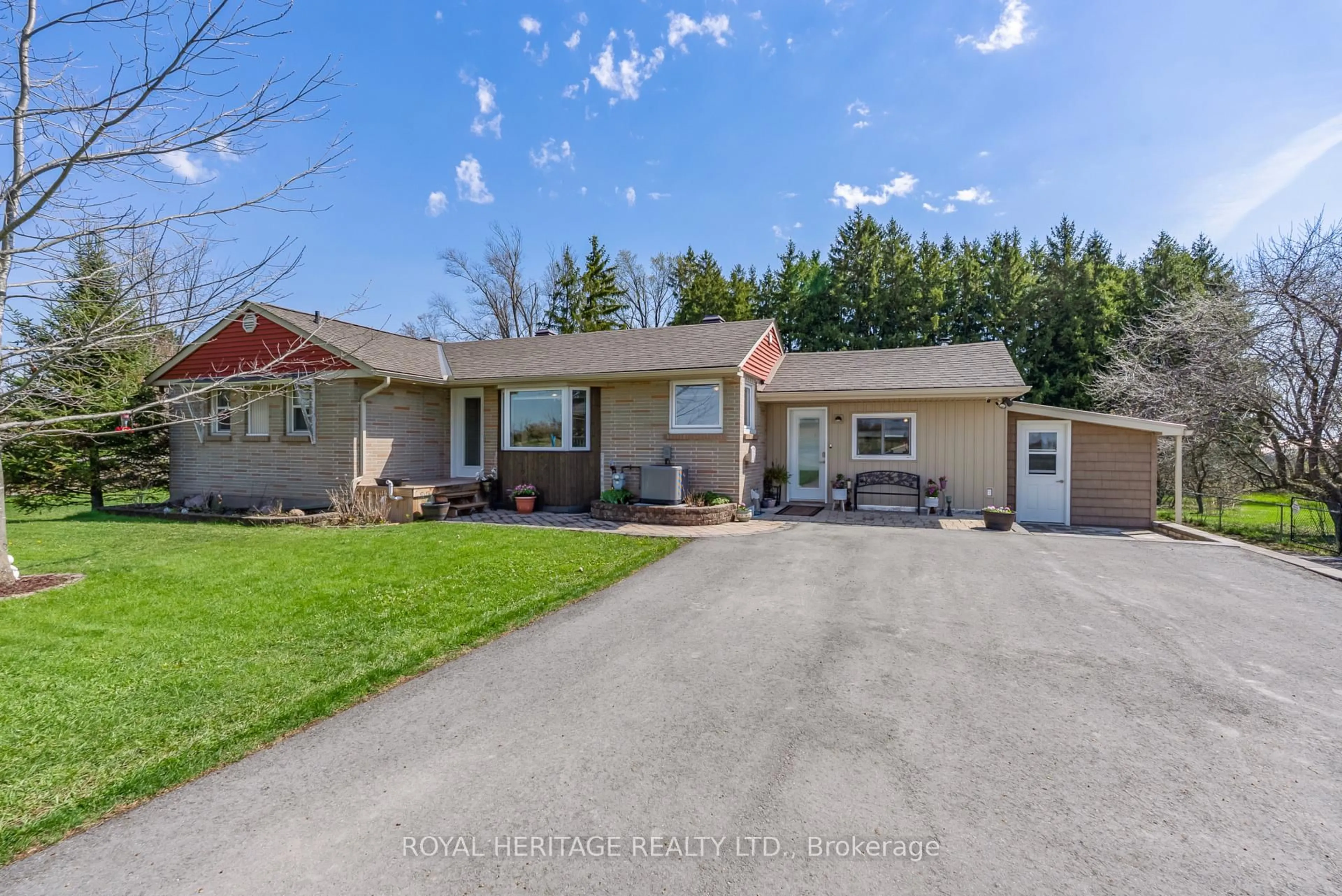 A pic from outside/outdoor area/front of a property/back of a property/a pic from drone, street for 4003 Wallace Point Rd, Peterborough Ontario K9J 6Y3