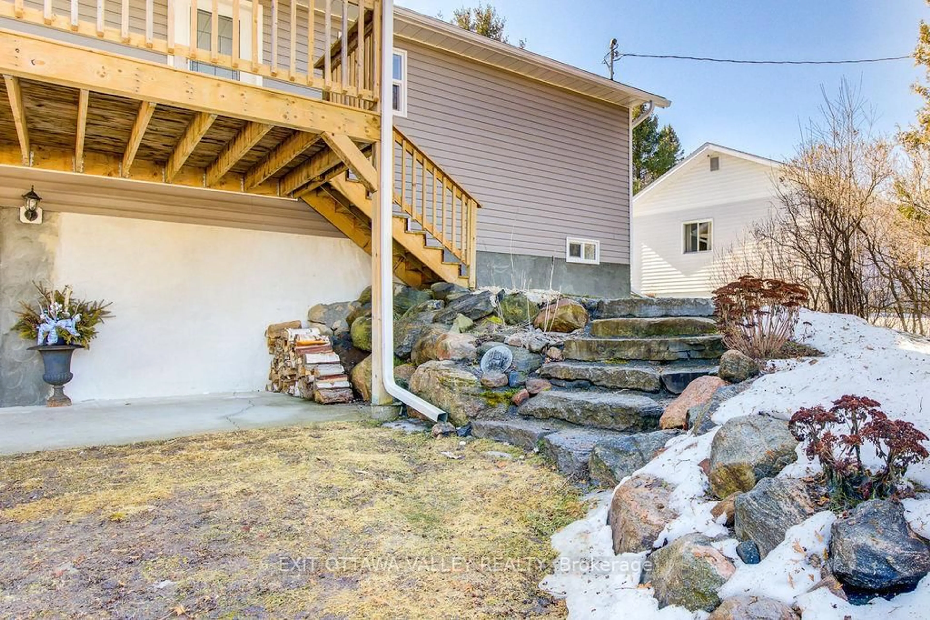 Patio, unknown for 39090 Combermere Rd, Combermere Ontario K0J 1L0
