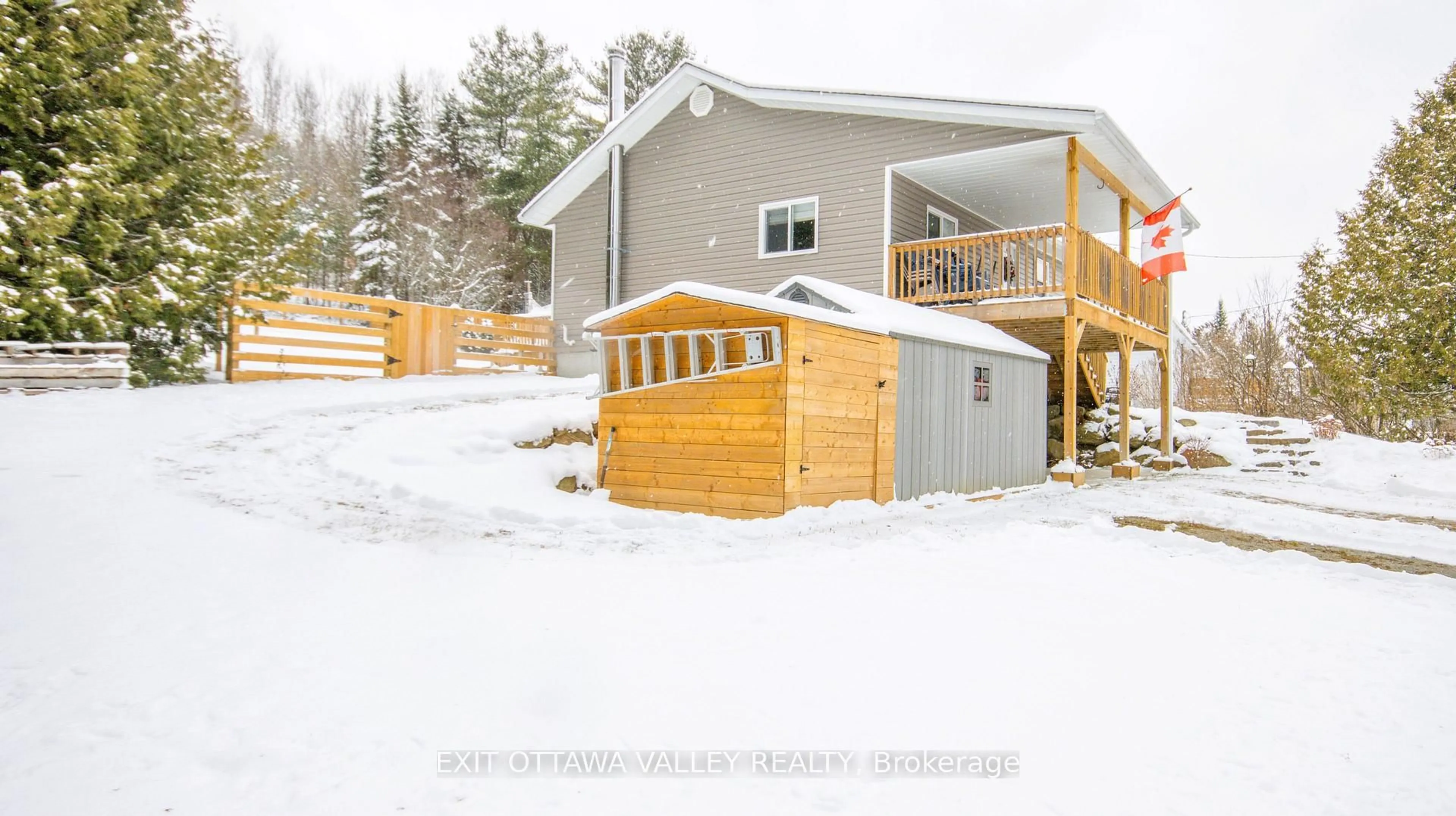 Patio, unknown for 39090 Combermere Rd, Combermere Ontario K0J 1L0