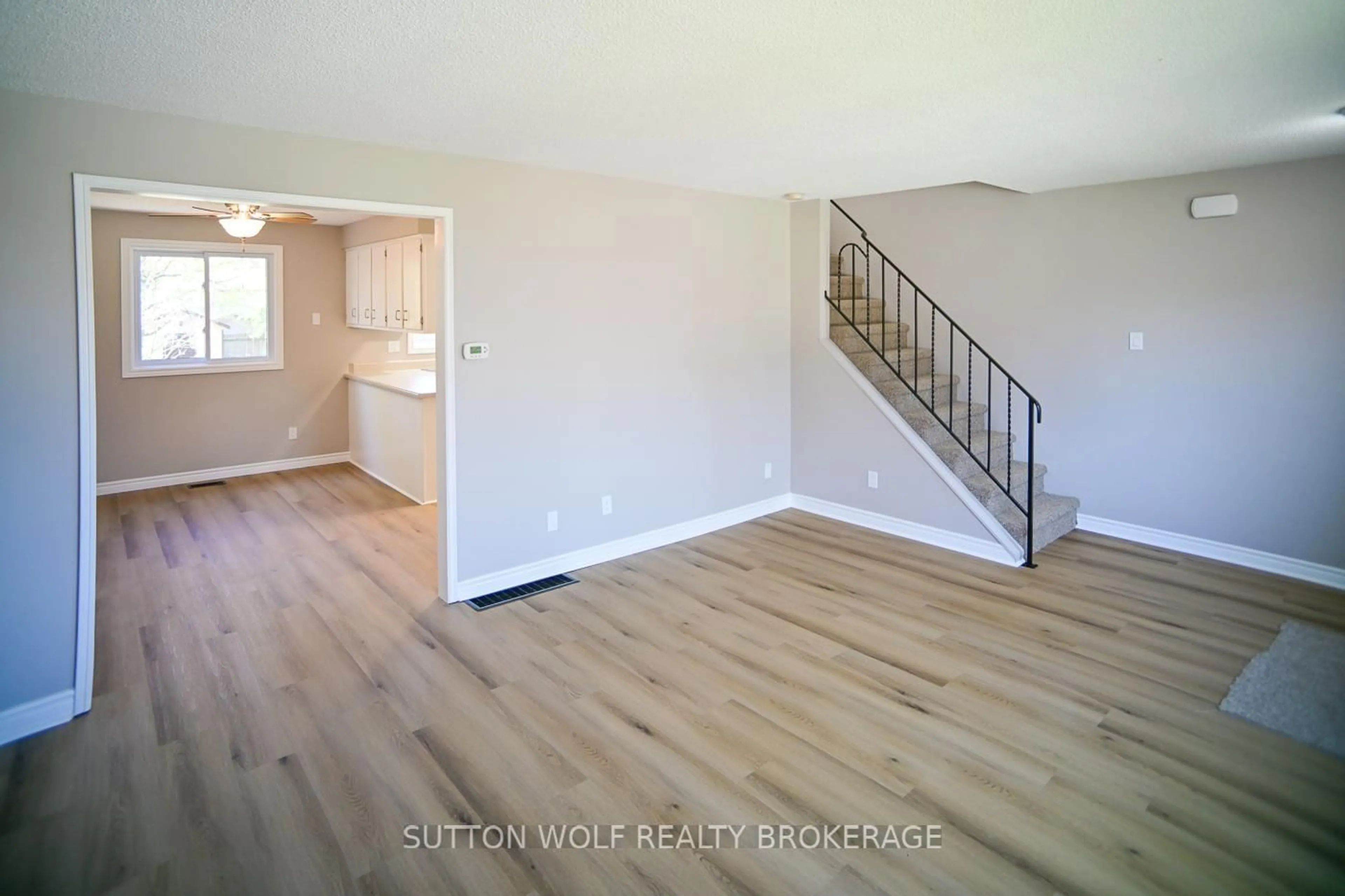 A pic of a room for 190 Southfield Dr, Strathroy-Caradoc Ontario N7G 3V4