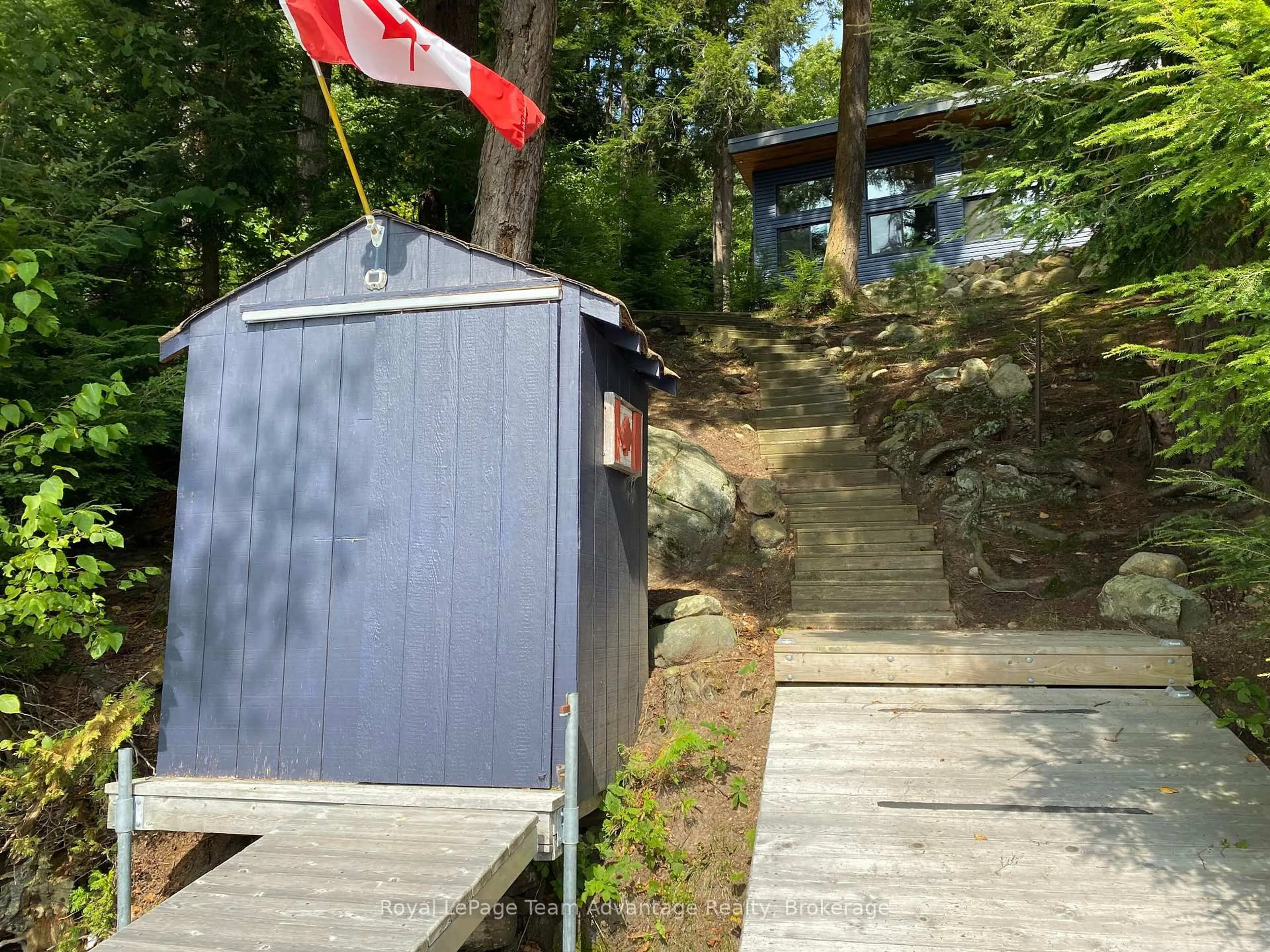Shed for 236 Otter Lake, Fr# 4 Rd #6, Seguin Ontario P2A 2W8