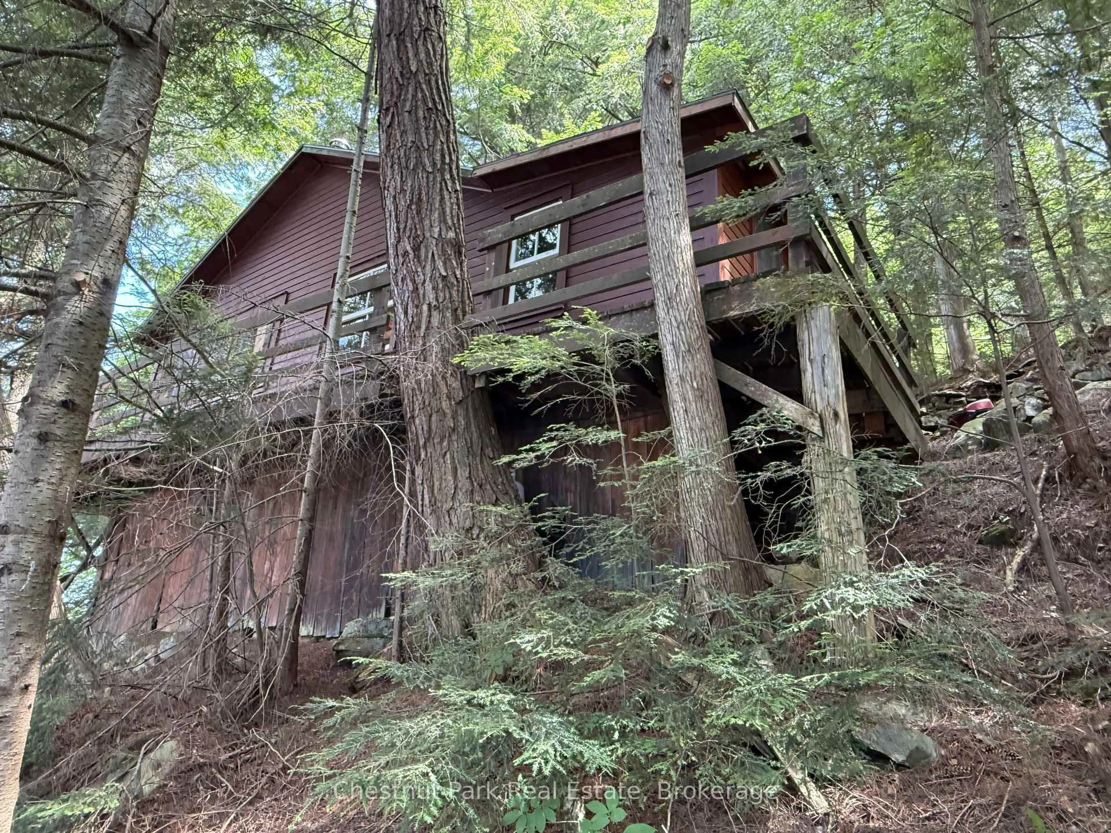 Shed for 19 Cache Lake #APL1136E, South Algonquin Ontario P0A 1H0