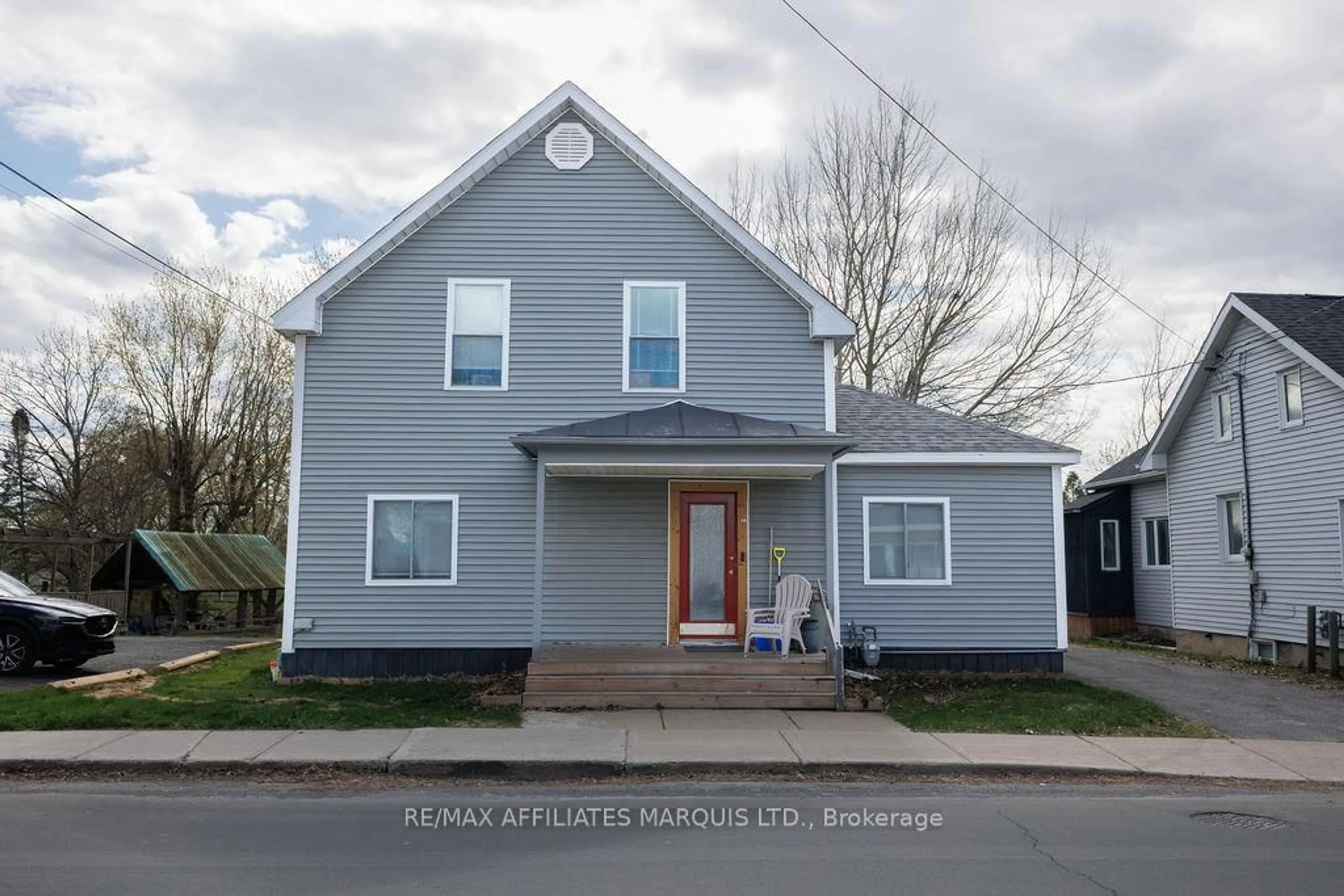 Home with vinyl exterior material, street for 136 Main St, North Glengarry Ontario K0C 1A0