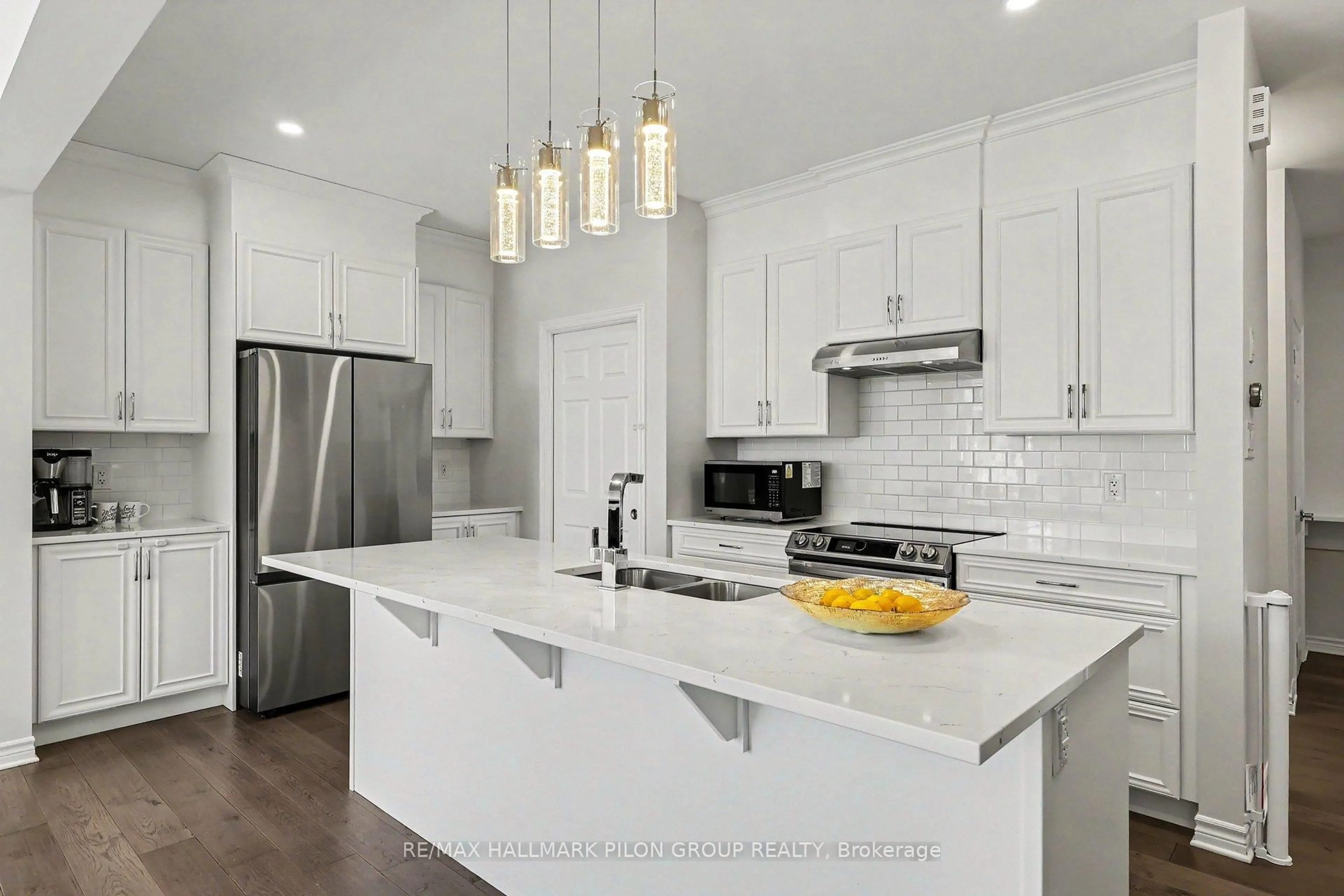 Open concept kitchen, ceramic/tile floor for 396 Ventoux Ave, Orleans Ontario K4A 5L9