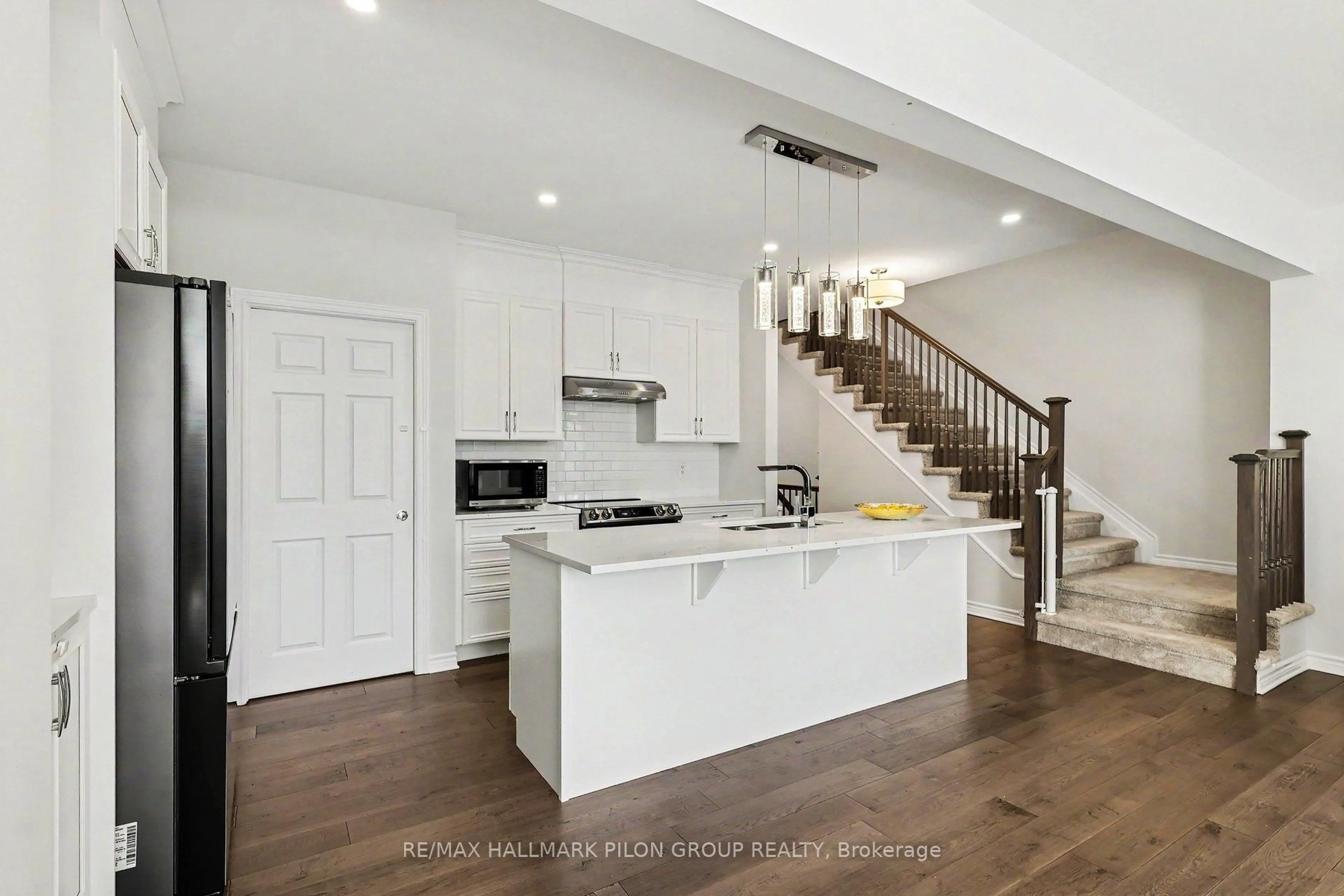 Open concept kitchen, unknown for 396 Ventoux Ave, Orleans Ontario K4A 5L9