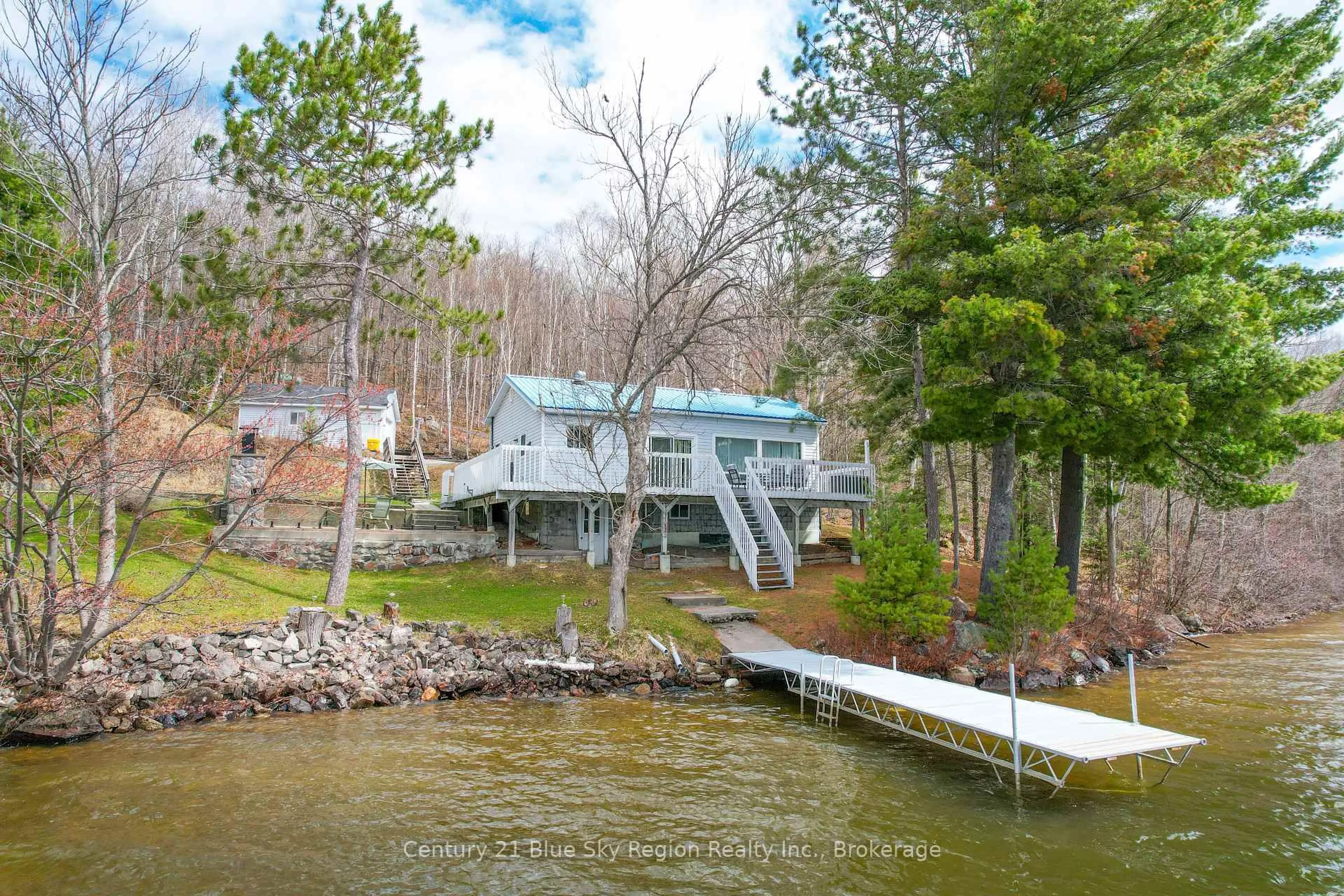 A pic from outside/outdoor area/front of a property/back of a property/a pic from drone, water/lake/river/ocean view for 1421 Northshore Rd, North Bay Ontario P1B 5B9
