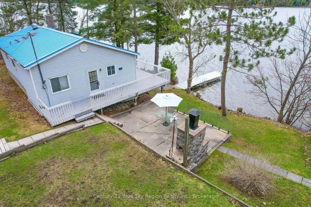1421 Northshore Rd, North Bay 5