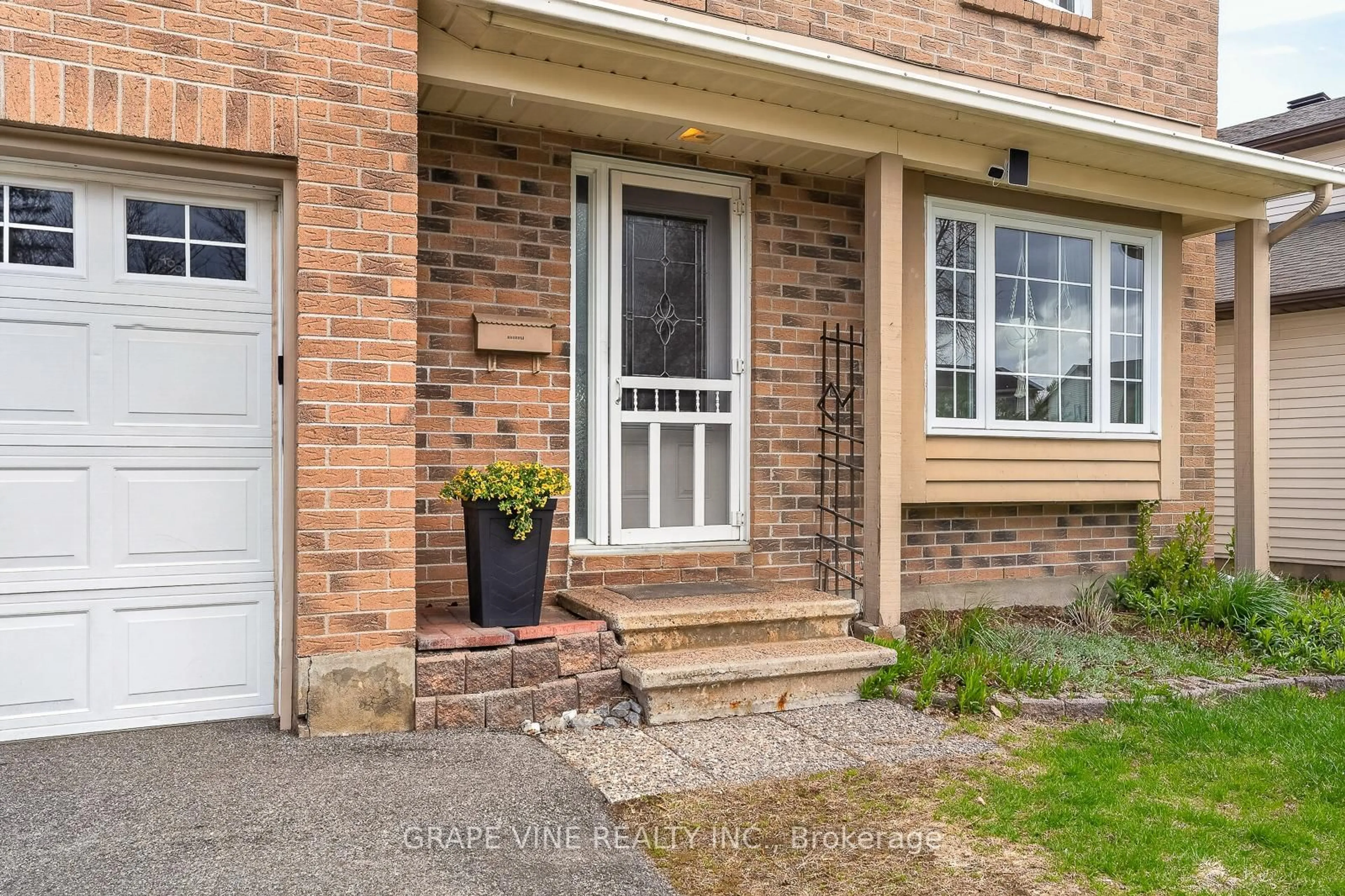 Home with brick exterior material, street for 292 Du Grand Bois Ave, Orleans Ontario K1E 2S6
