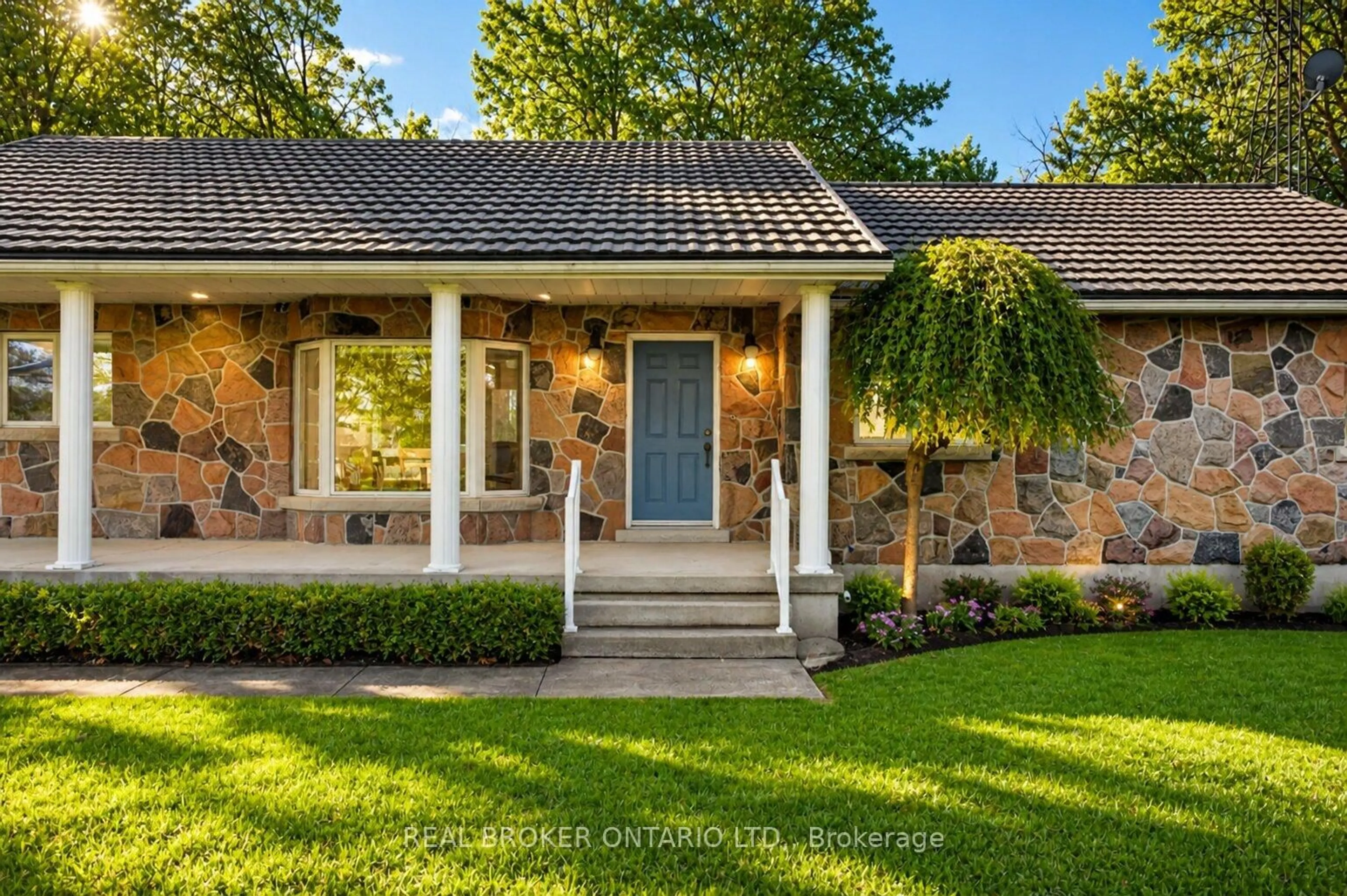 Home with brick exterior material, street for 2340 Concession 4 Rd, Hamilton Ontario L0R 2B0