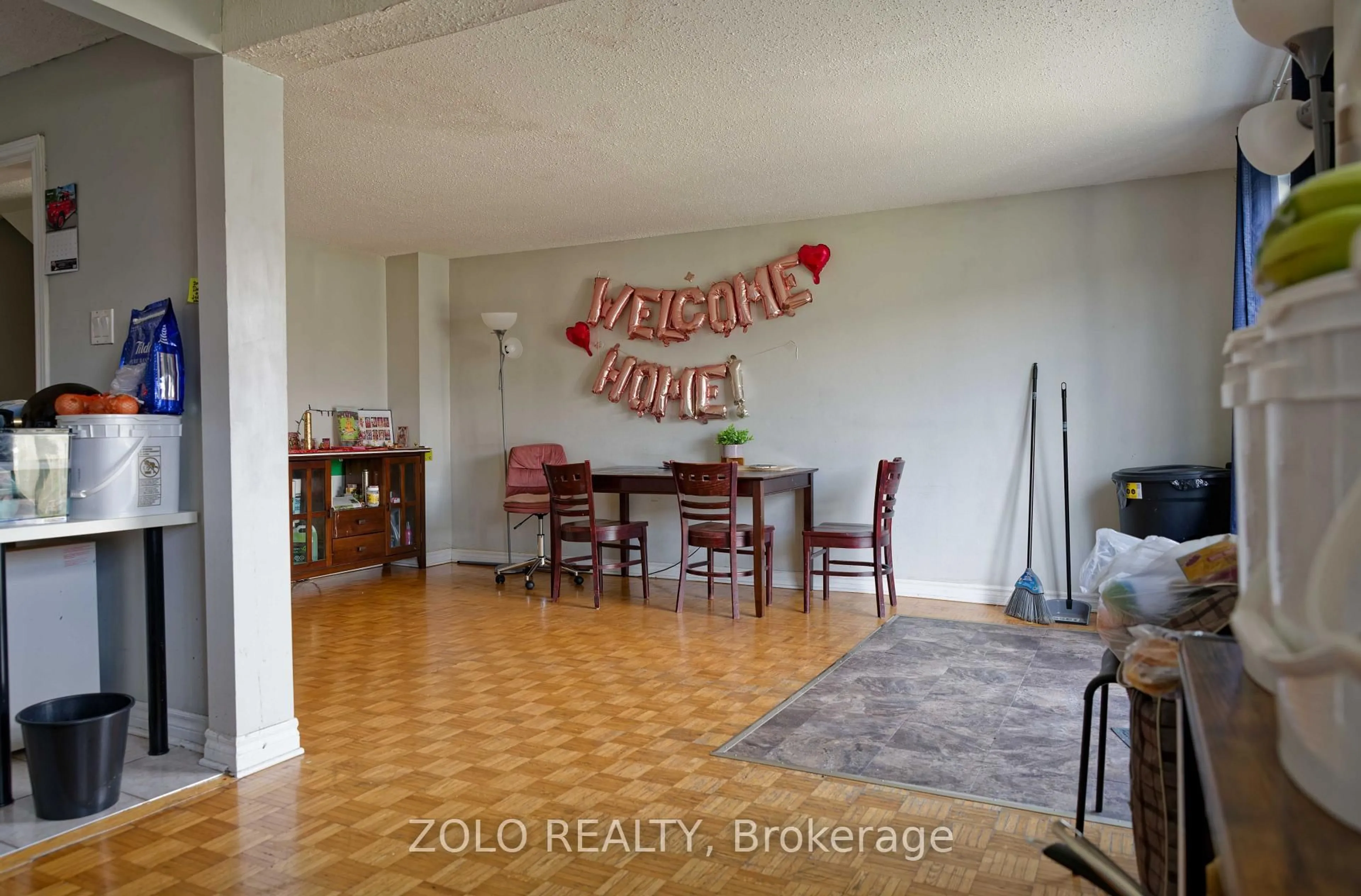 A pic of a room for 241 Ridgepark Private #59, Ottawa Ontario K2G 1H1