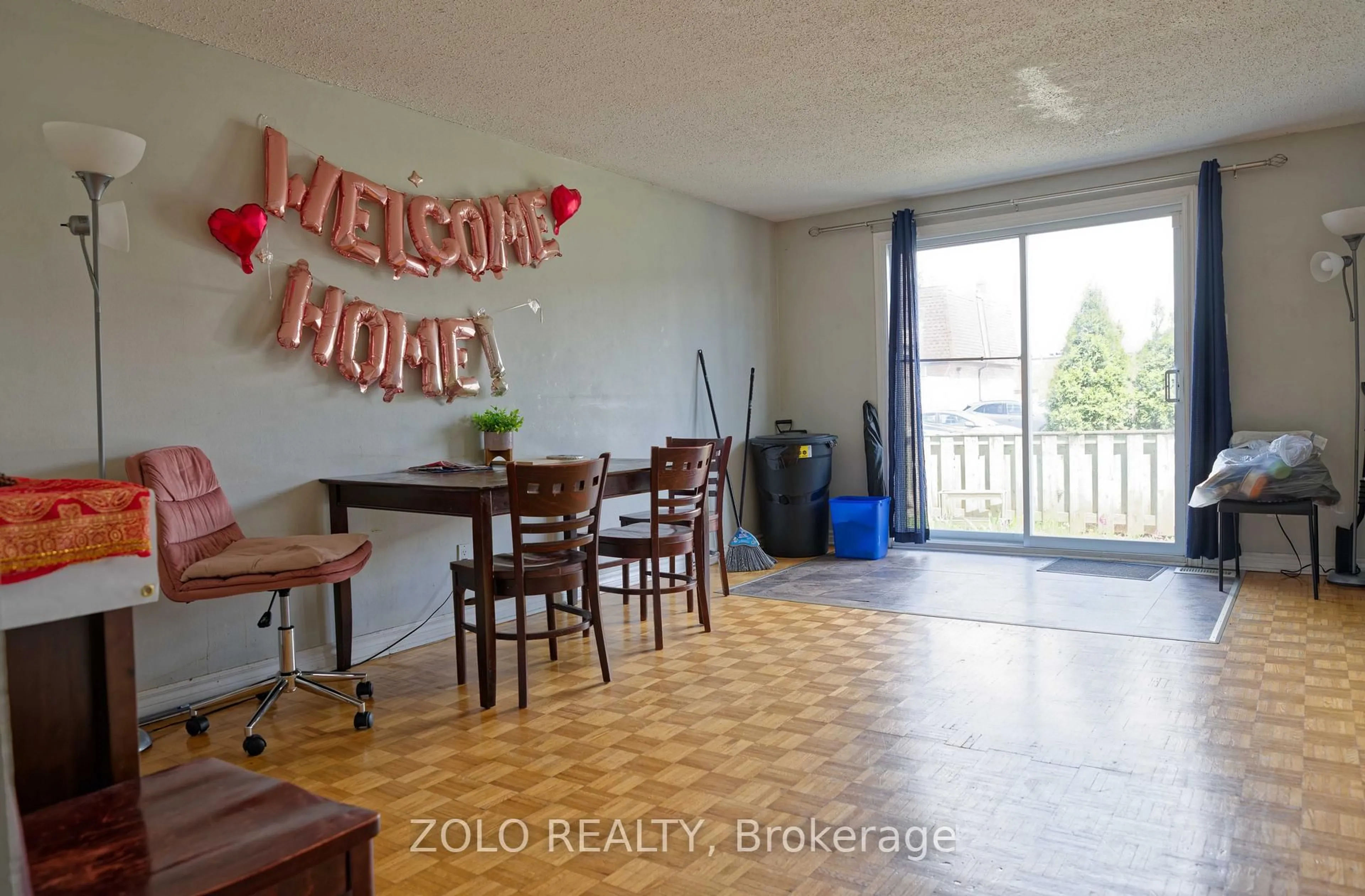 A pic of a room for 241 Ridgepark Private #59, Ottawa Ontario K2G 1H1