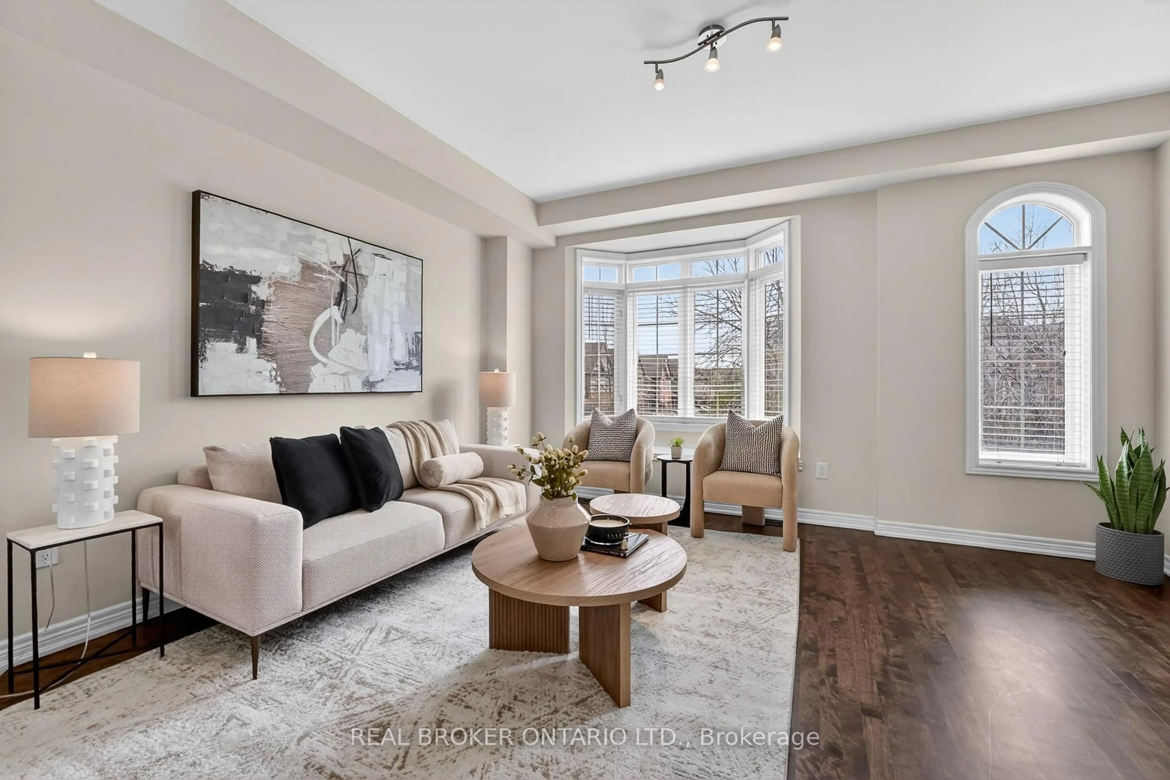 Living room with furniture, unknown for 541 Winston Rd #13, Grimsby Ontario L3M 0C5