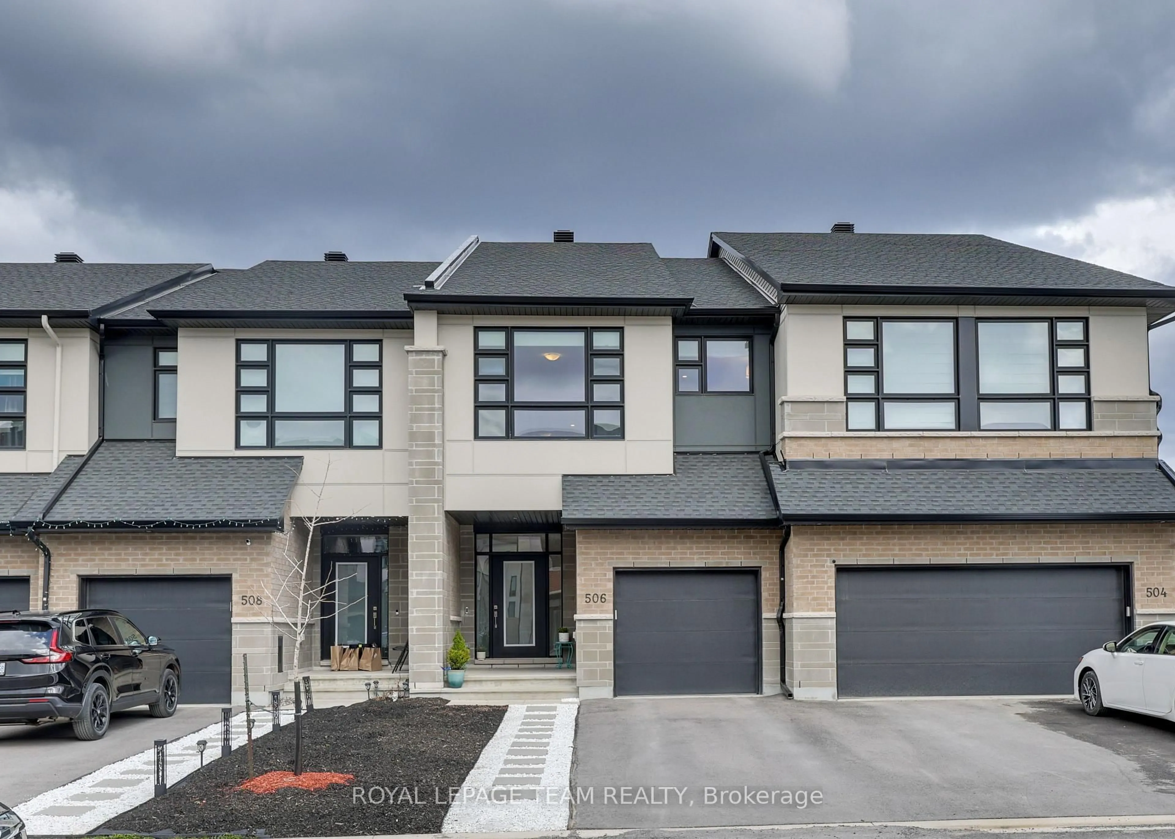 Unknown for 506 Cobra Cres, Kanata Ontario K2V 0T6