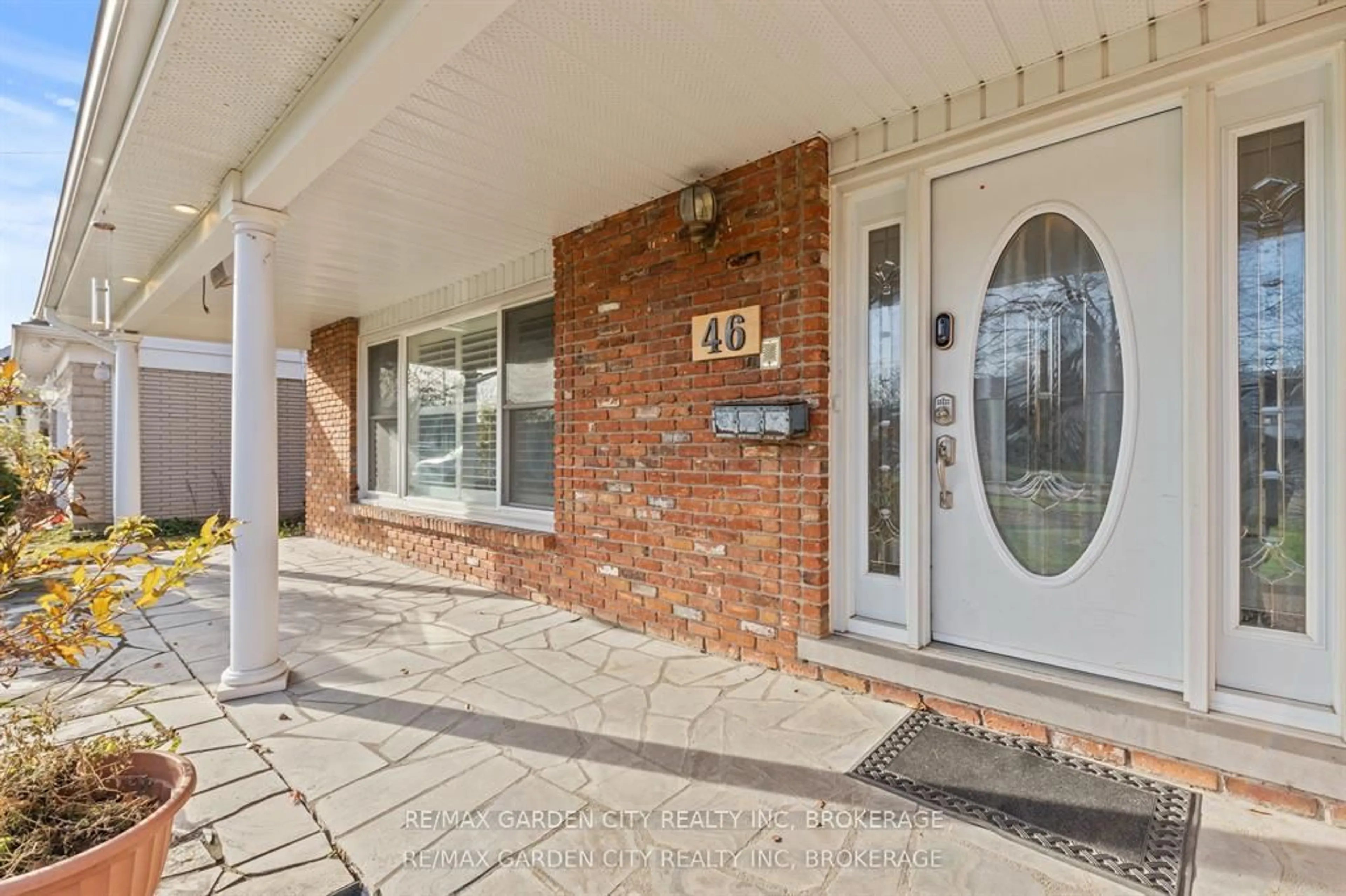 Unknown for 46 Adelene Cres, St. Catharines Ontario L2T 3C8