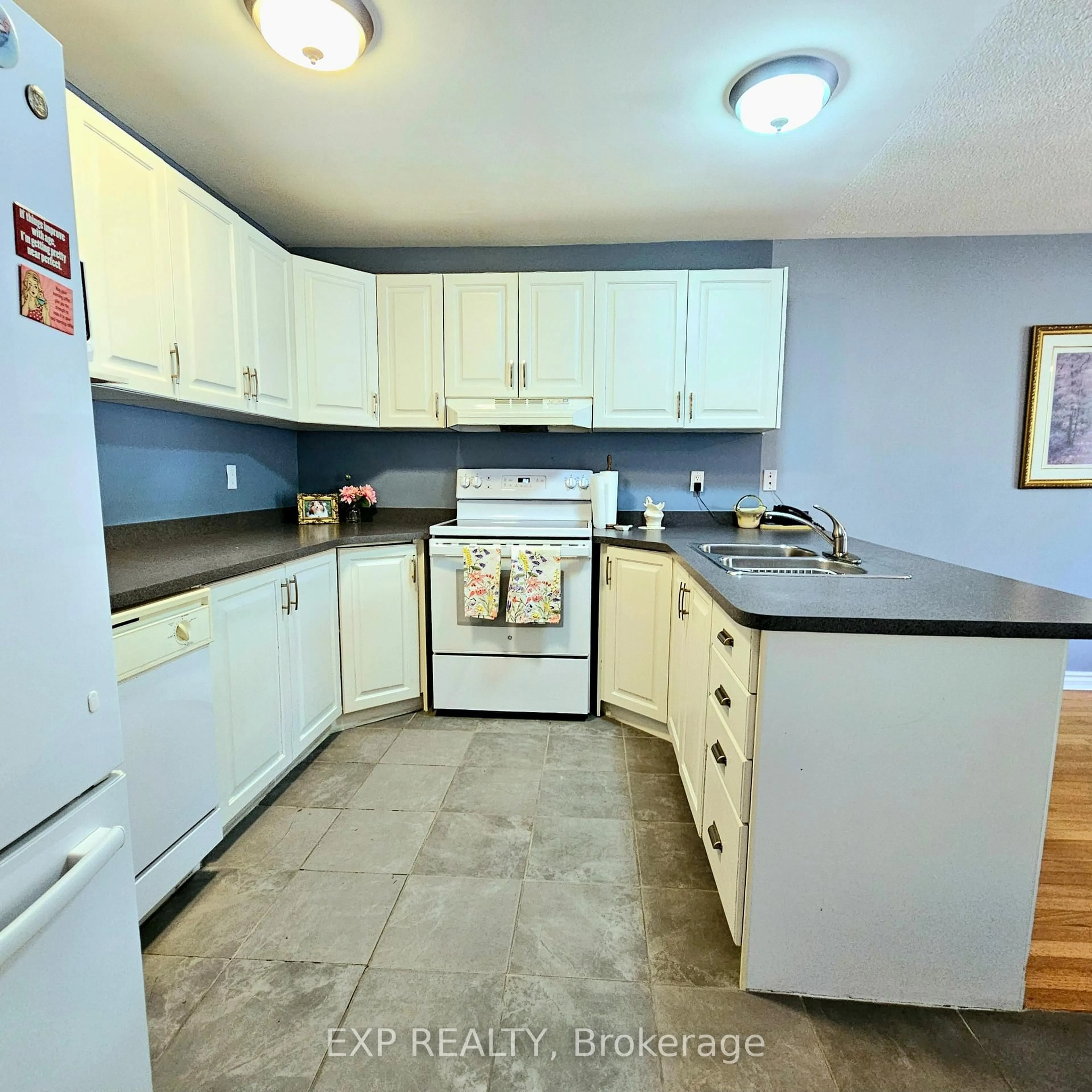 Standard kitchen, unknown for 1 South Park St St, Hastings Ontario K0K 2C0