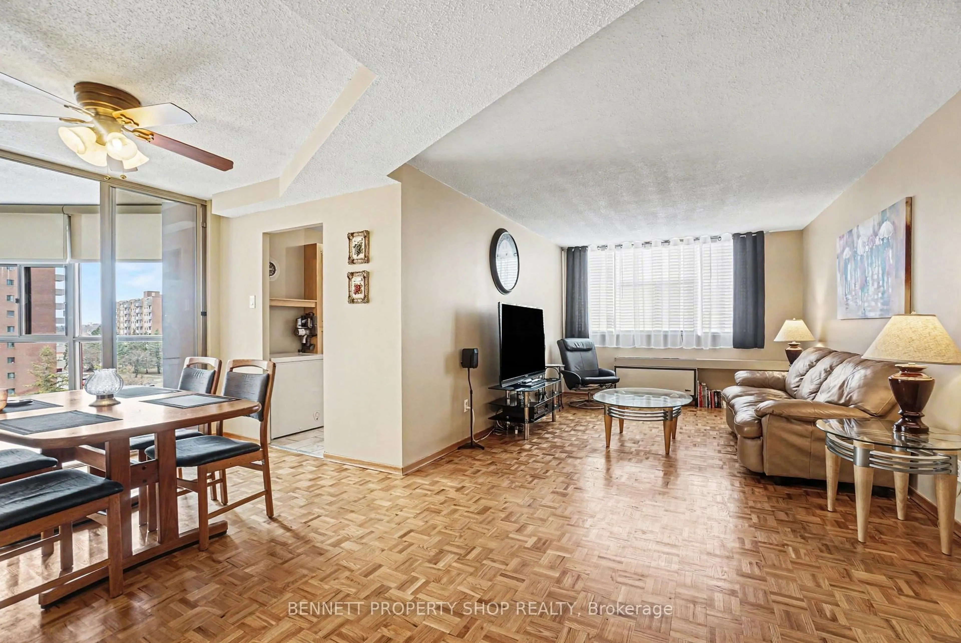 Living room with furniture, unknown for 2760 Carousel Cres #610, Ottawa Ontario K1T 2N4
