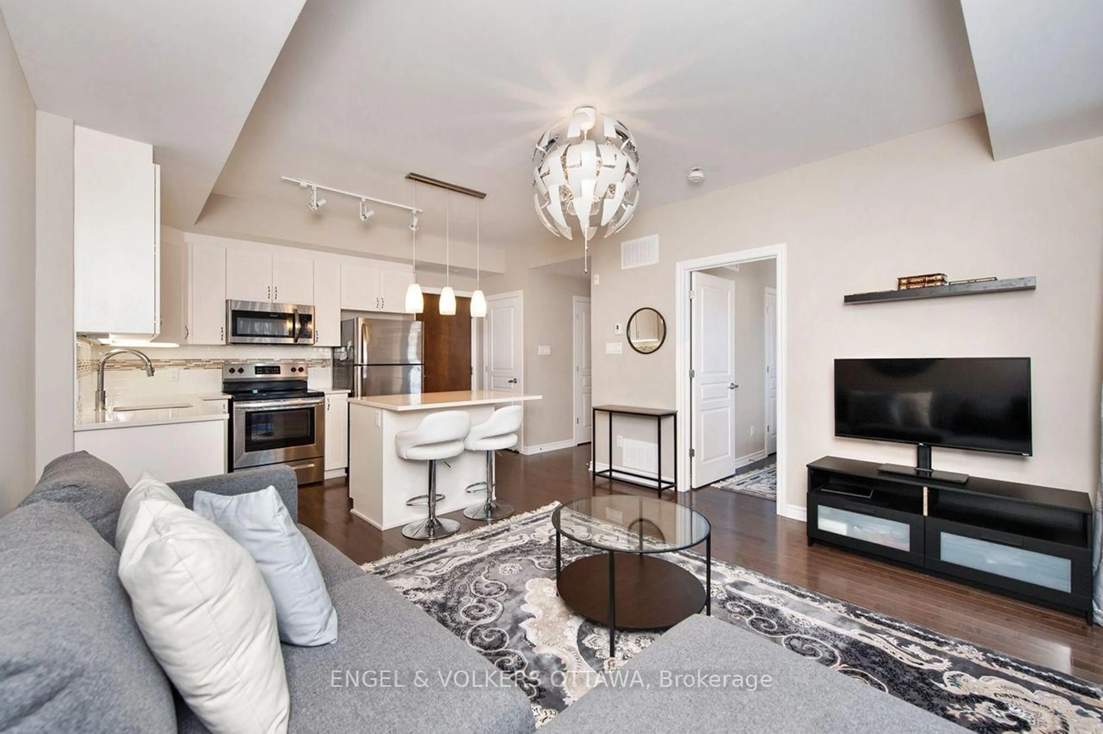 Open concept kitchen, unknown for 655 Beauparc Private #103, Ottawa Ontario K1J 0B6