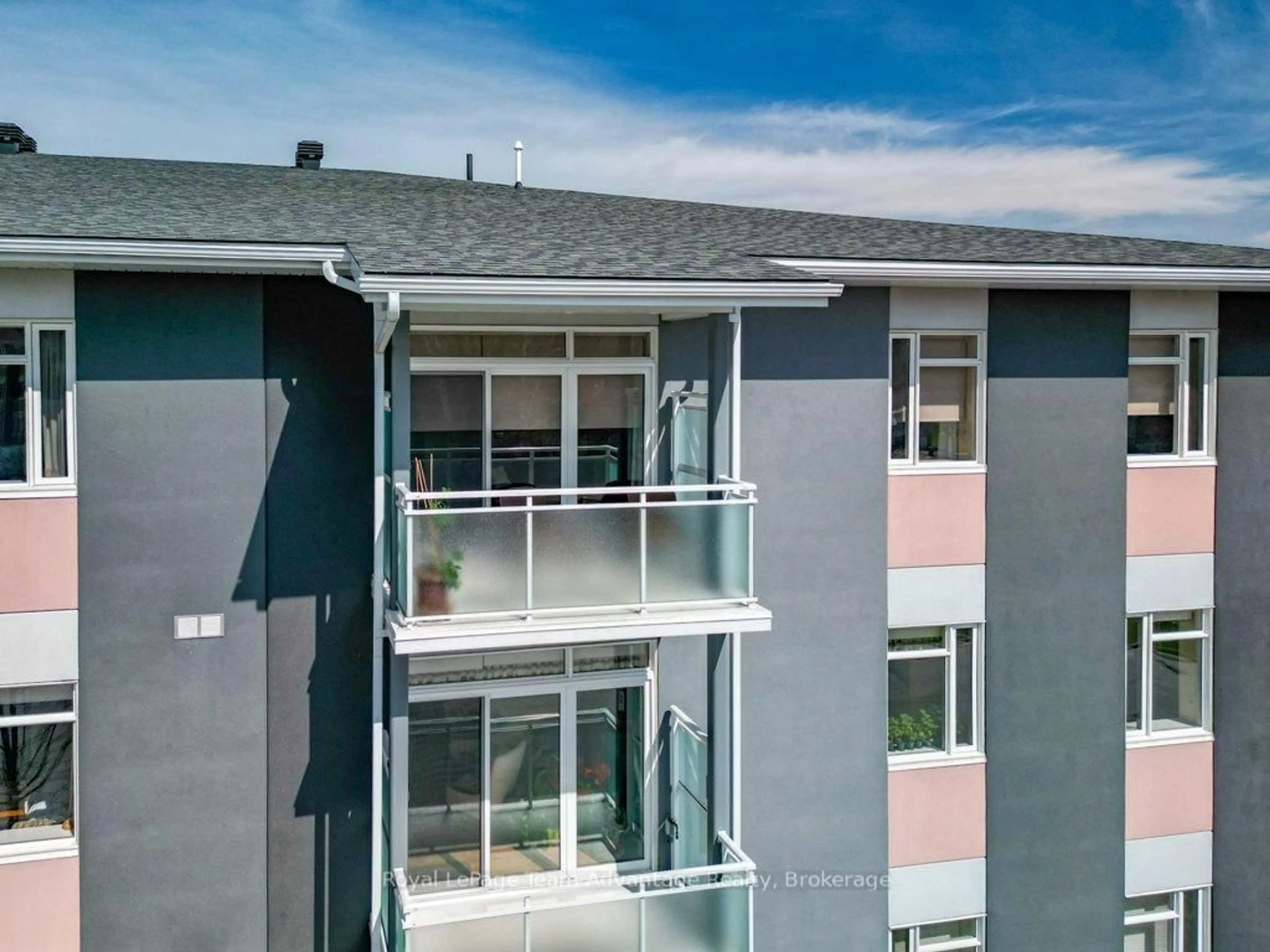 A pic from outside/outdoor area/front of a property/back of a property/a pic from drone, unknown for 20A Silver Birch Crt #301, Parry Sound Ontario P2A 0A7
