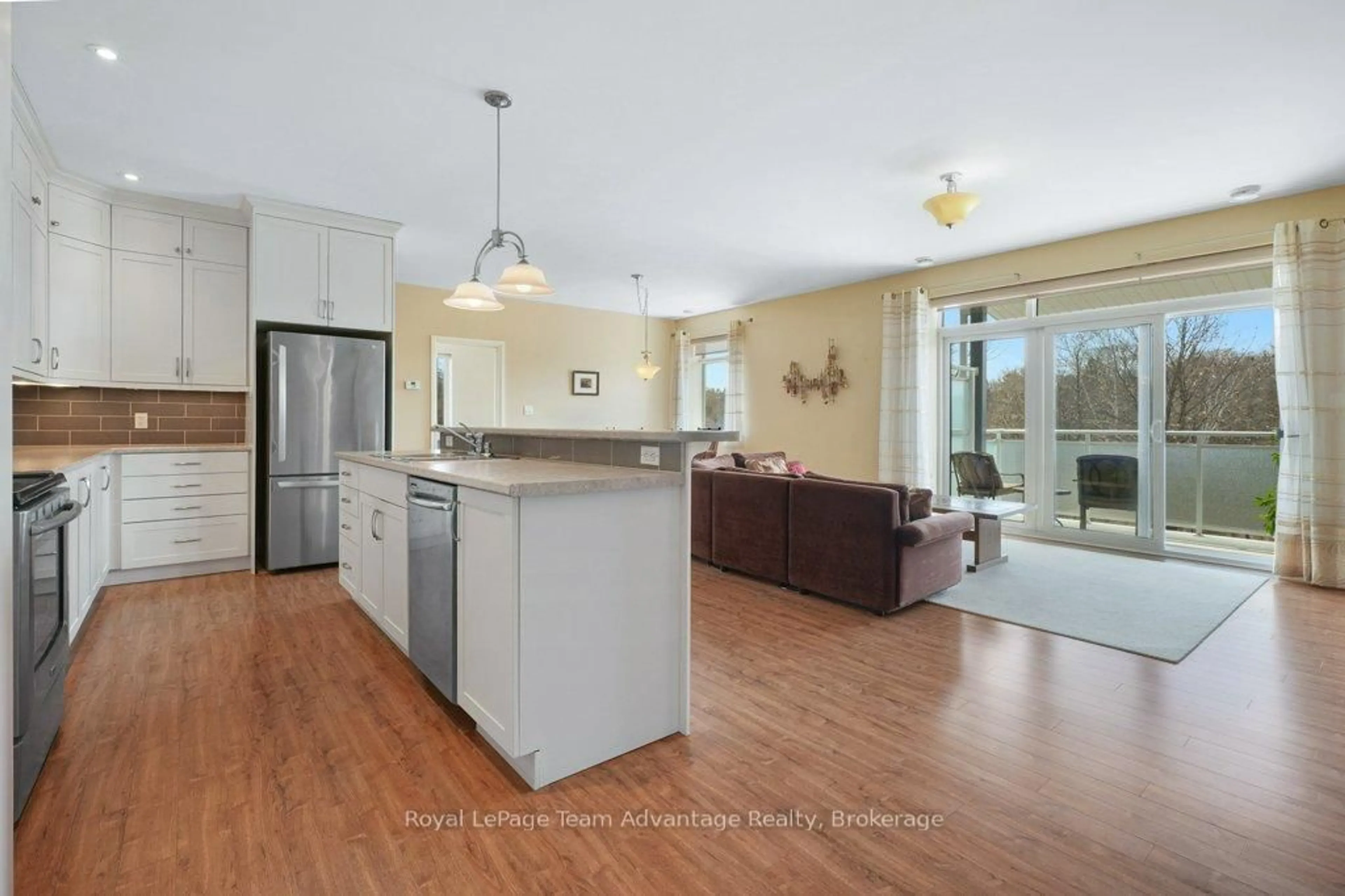 Open concept kitchen, unknown for 20A Silver Birch Crt #301, Parry Sound Ontario P2A 0A7