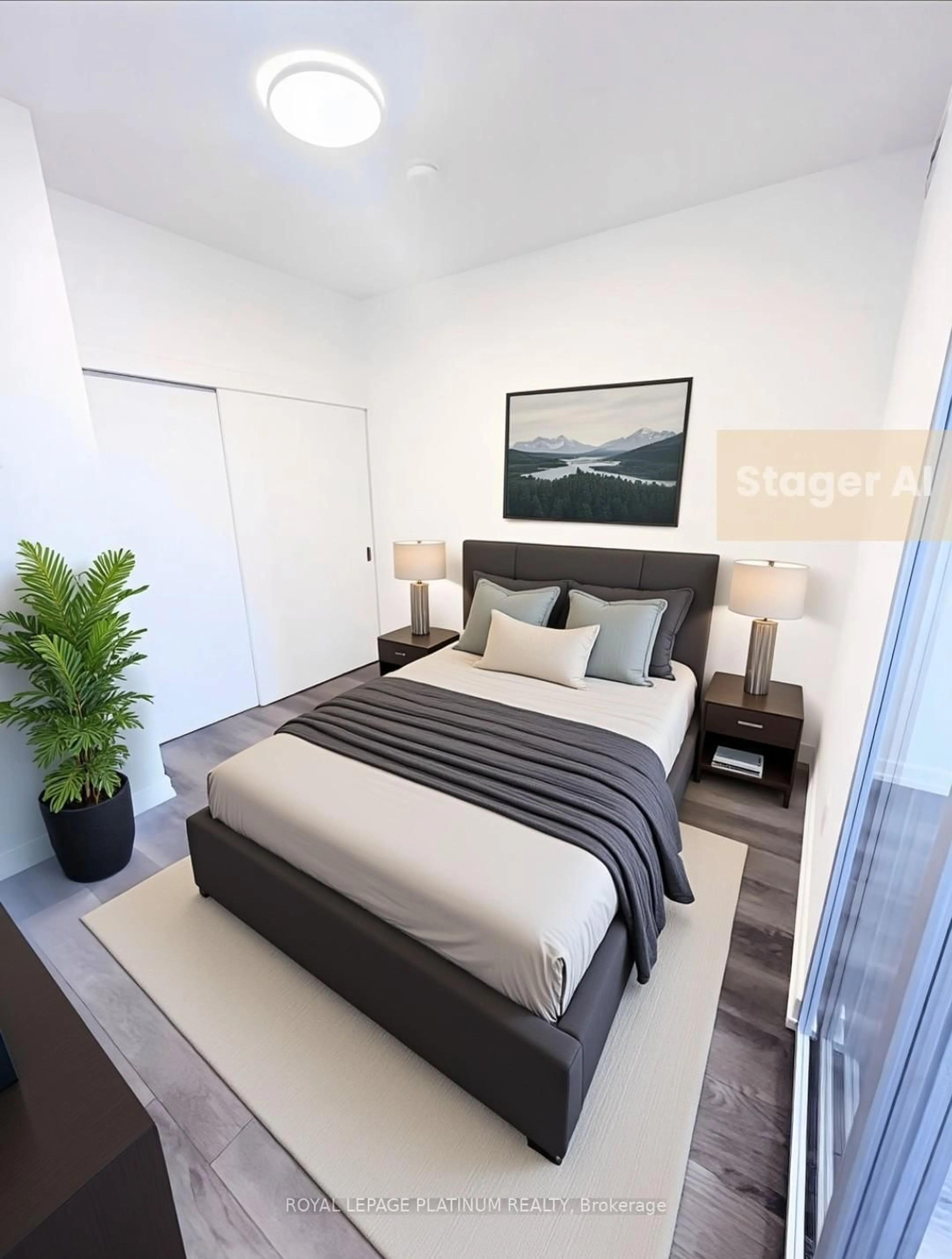 Bedroom with bed, unknown for 15 Wellington St, Kitchener Ontario N2G 0E3