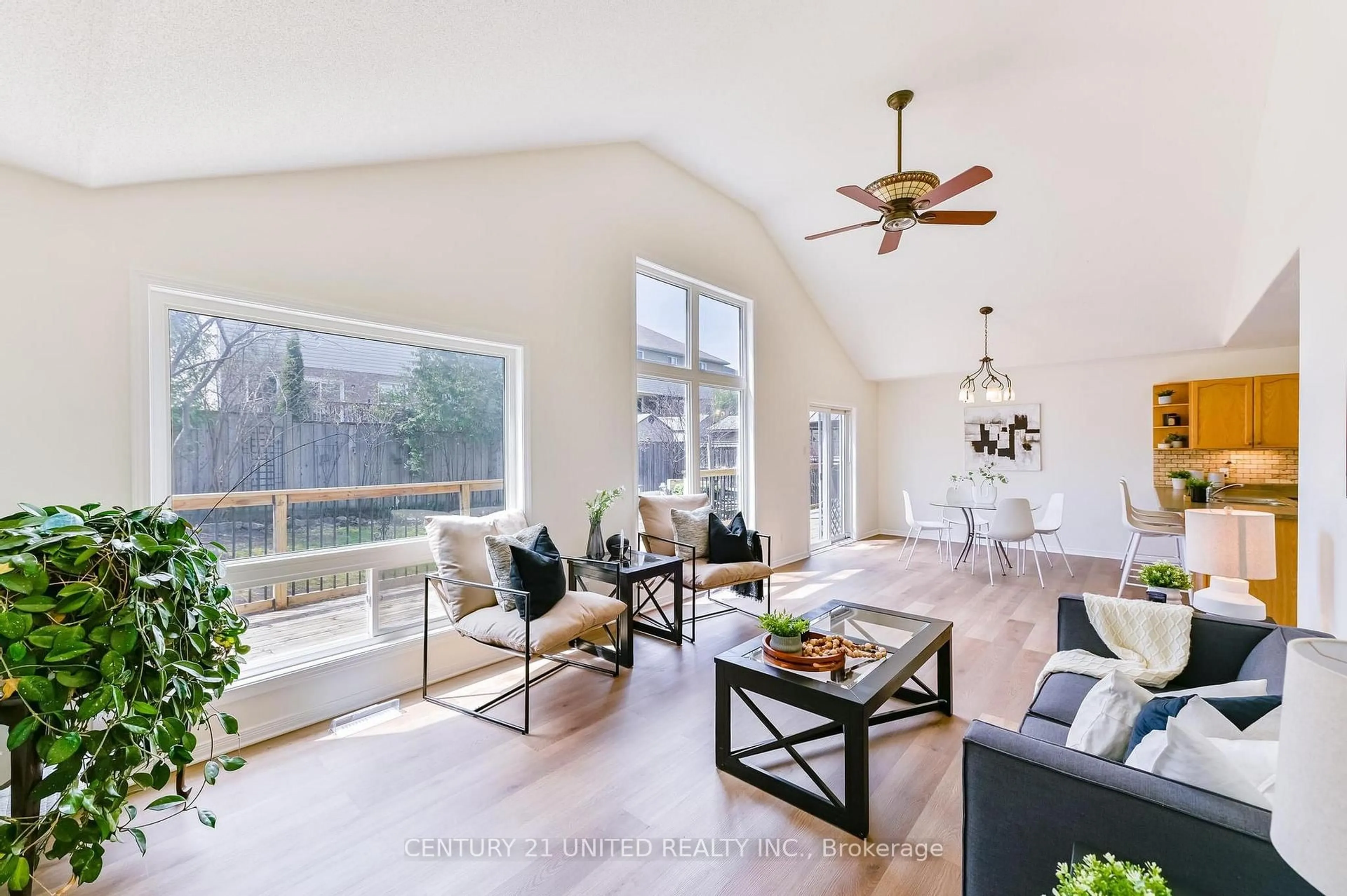 Living room with furniture, unknown for 224 Grove Ave, Selwyn Ontario K9L 0A2