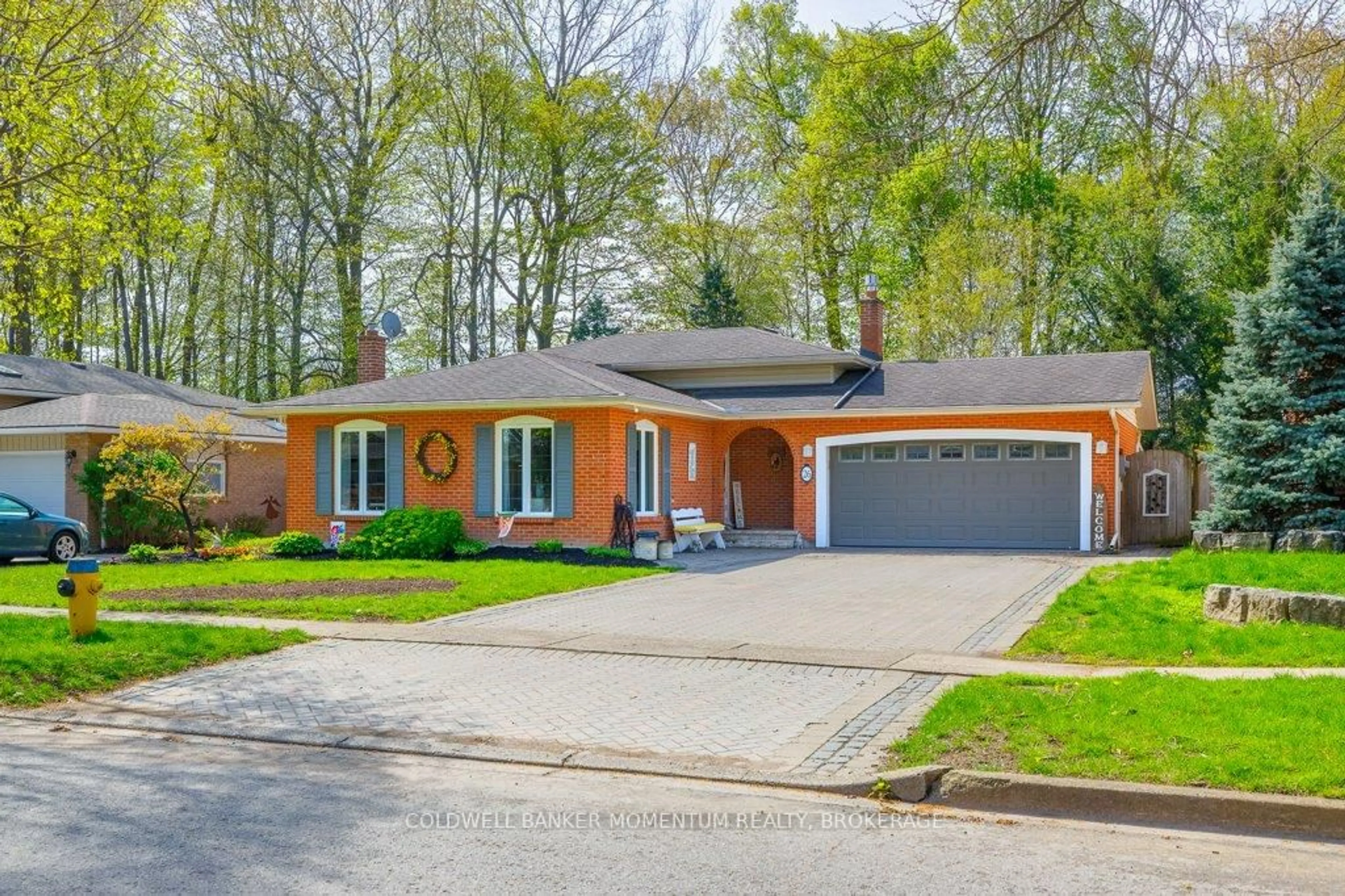 Home with brick exterior material, street for 26 Spruceside Cres, Pelham Ontario L3E 0G1
