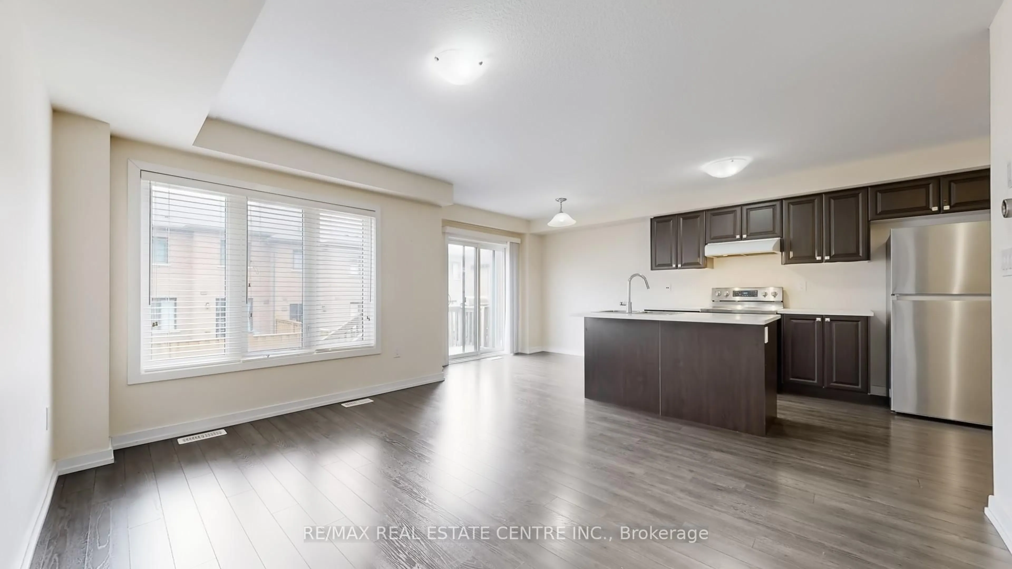 Open concept kitchen, unknown for 80 Scarletwood St, Hamilton Ontario L8J 1X5