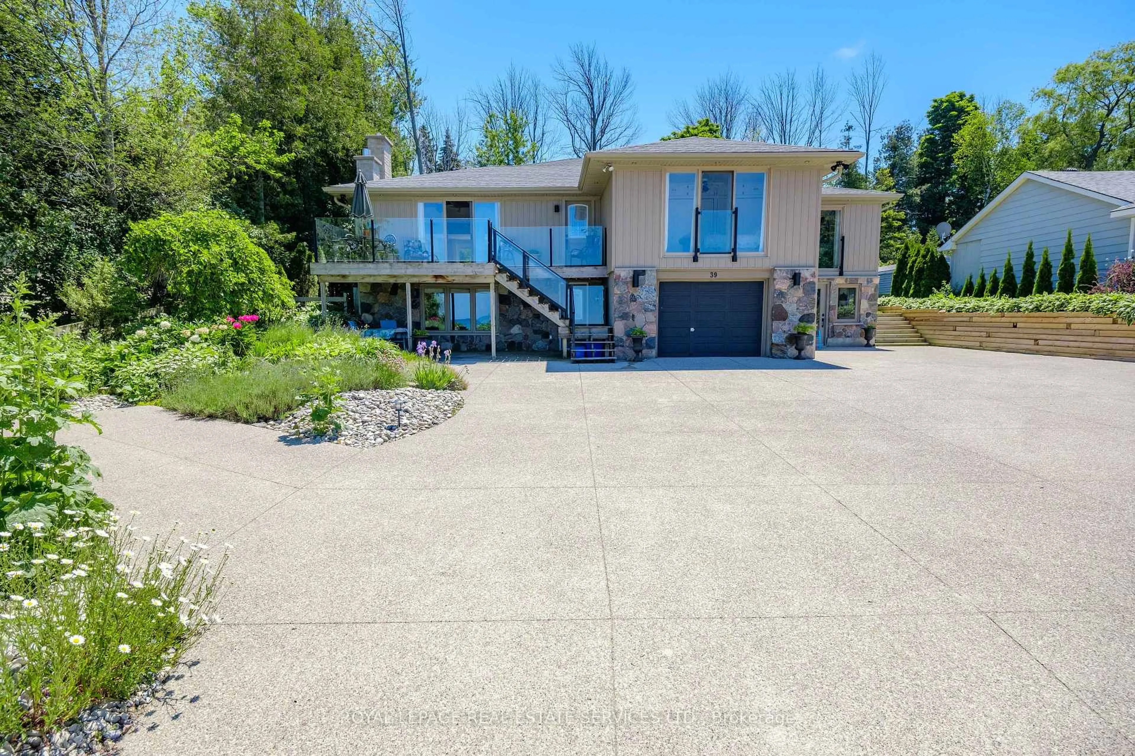 Unknown for 39 Goderich St, Kincardine Ontario N2Z 2L2