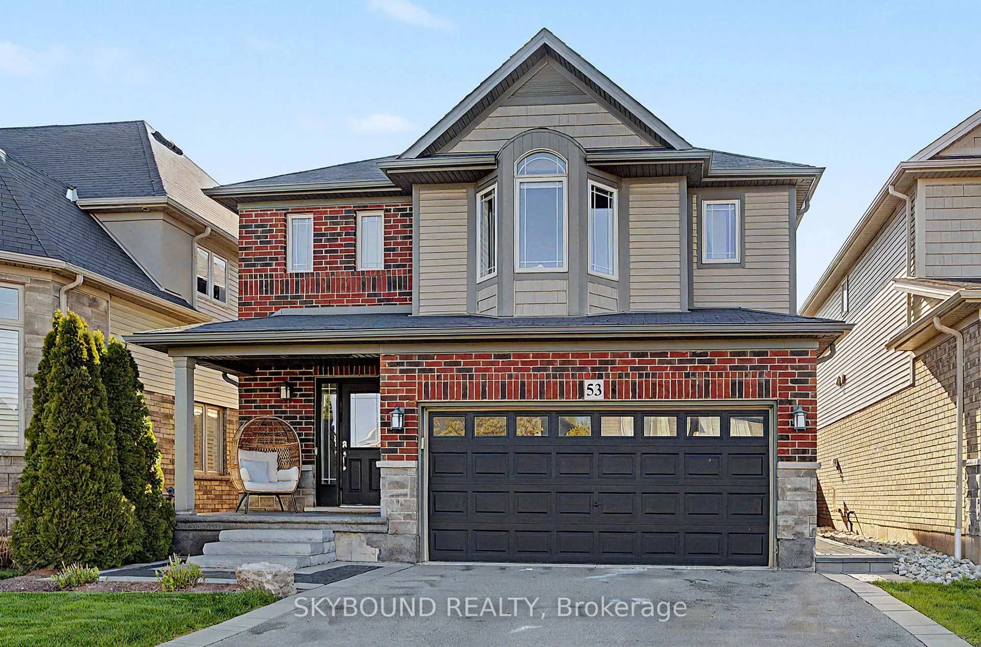 Home with brick exterior material, street for 53 Diana Ave, Grimsby Ontario L3M 0C7