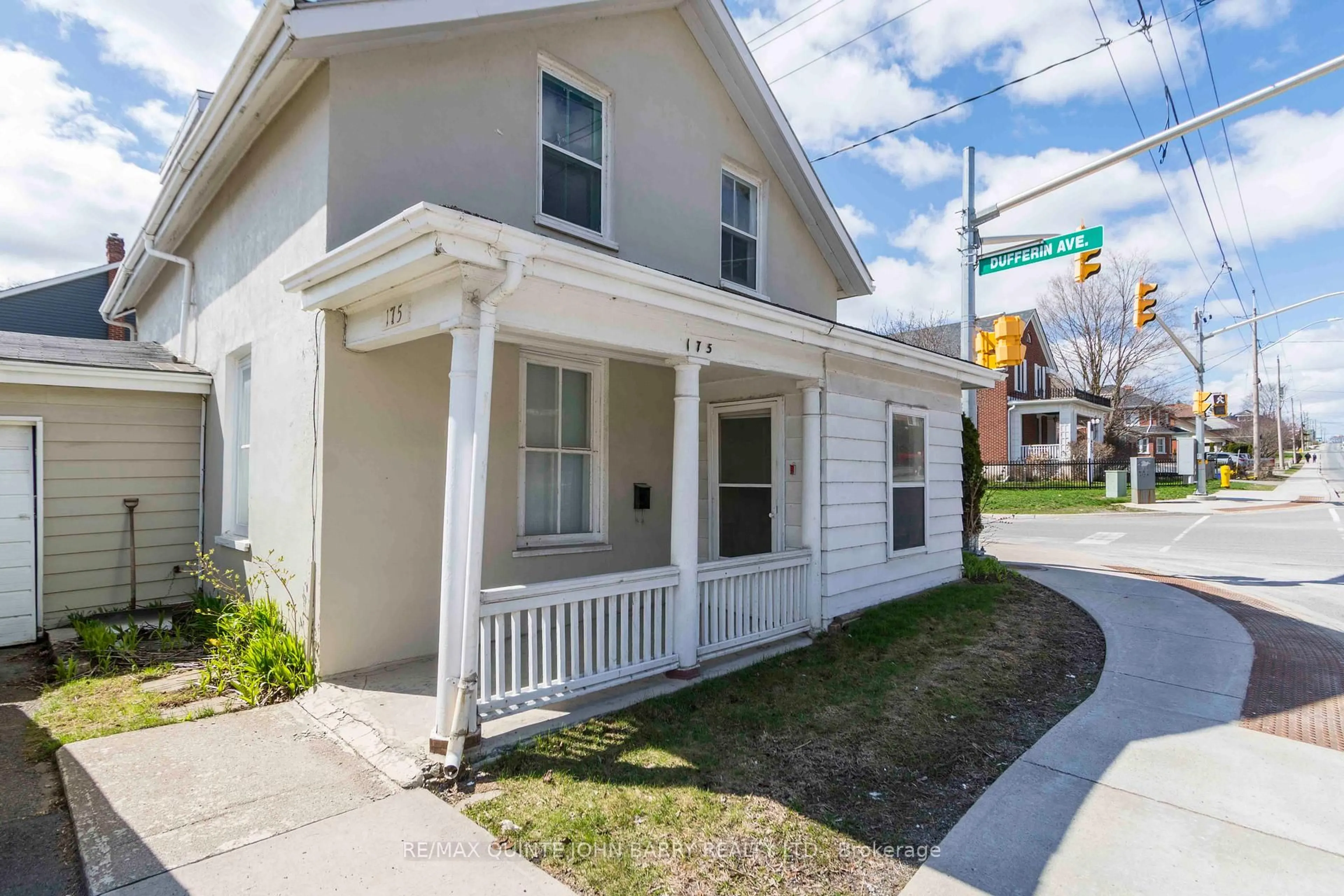 Home with vinyl exterior material, street for 175 King St, Quinte West Ontario K8V 3W7