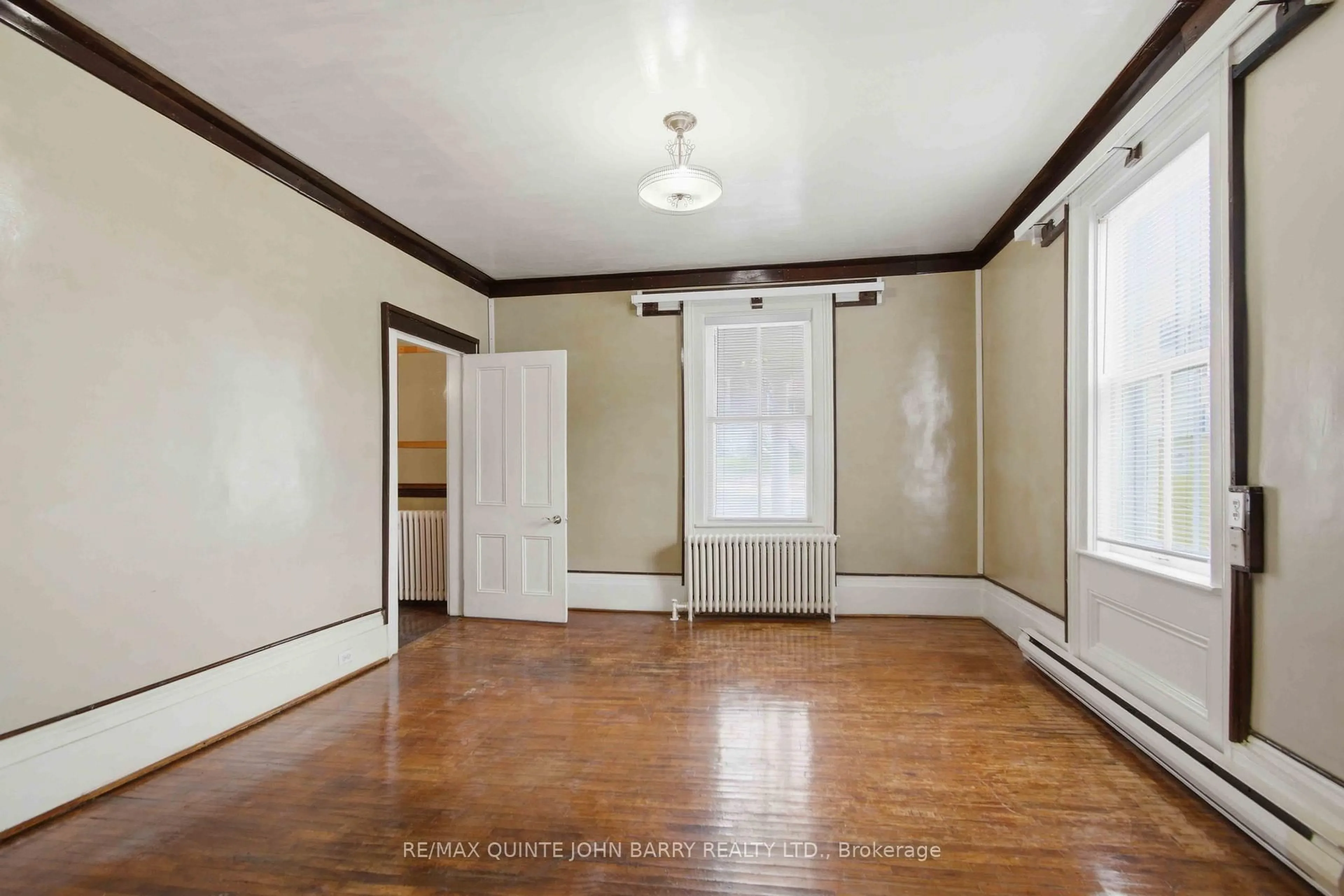A pic of a room for 175 King St, Quinte West Ontario K8V 3W7
