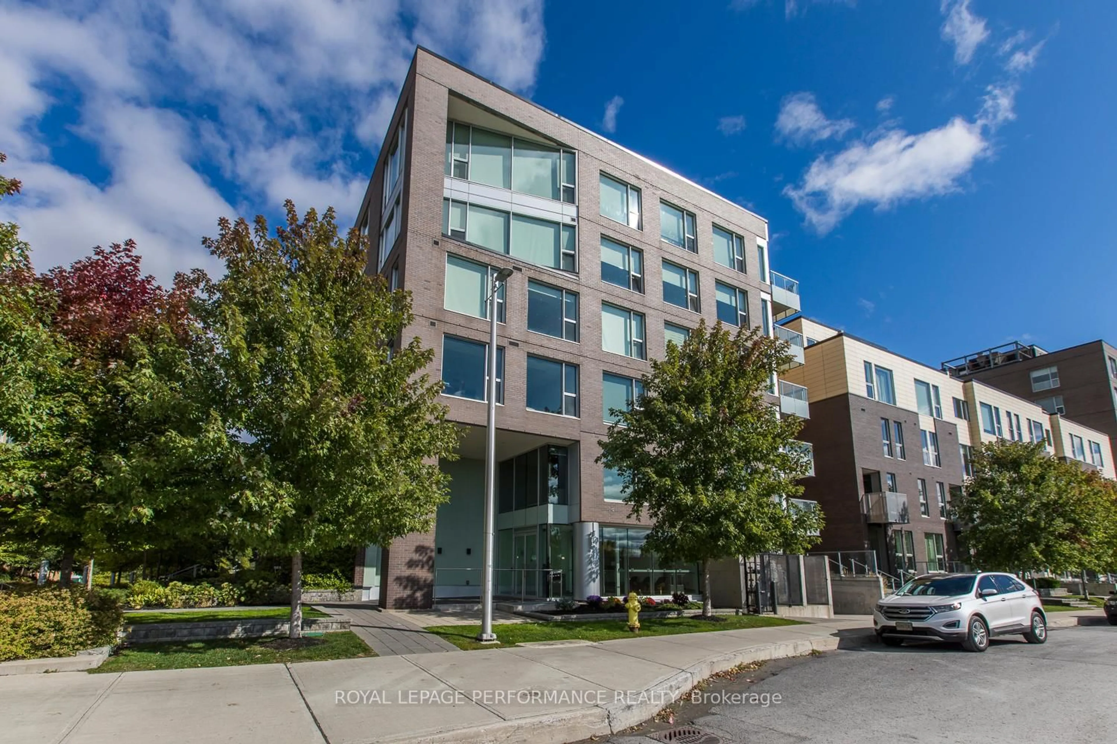 Patio, building for 300A Lett St #104, Ottawa Ontario K1R 0A8