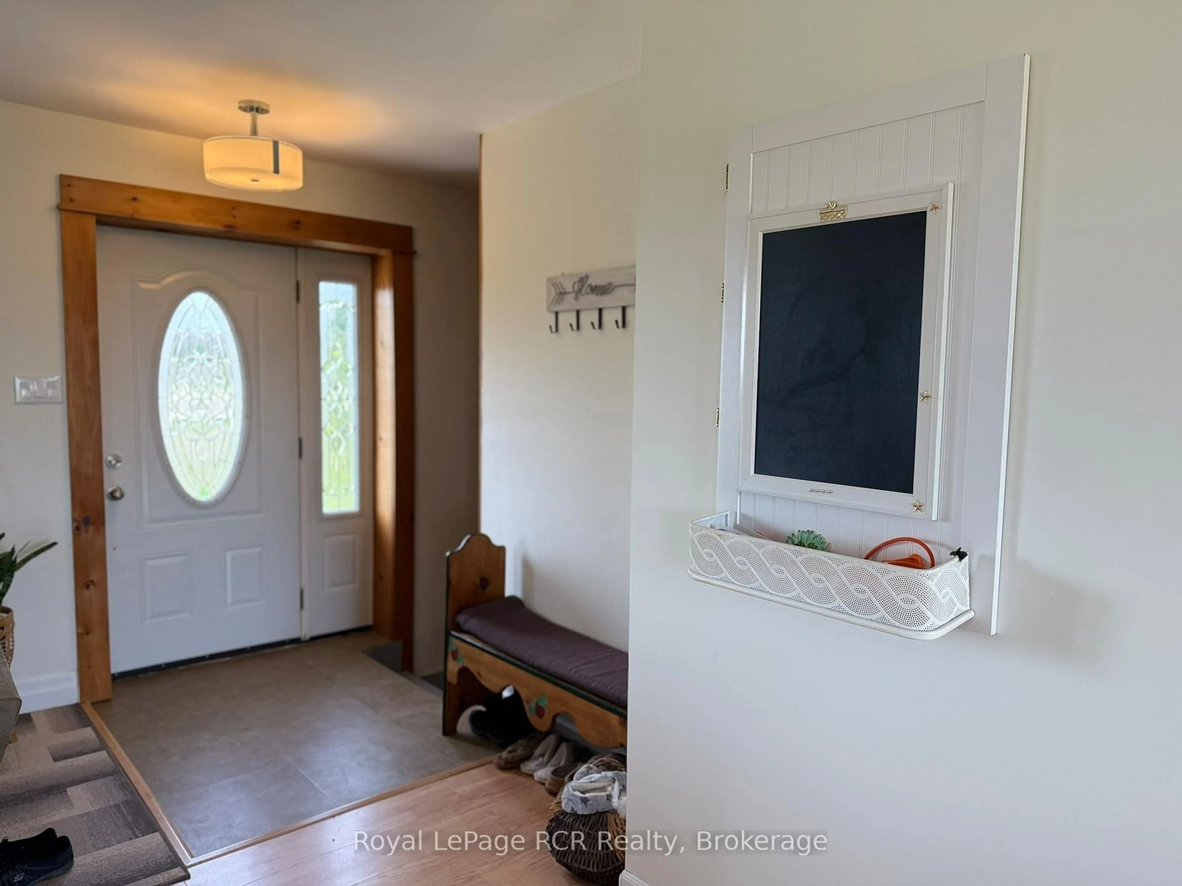 Indoor entryway for 385190 Concession 4A, Grey Highlands Ontario N0C 1E0