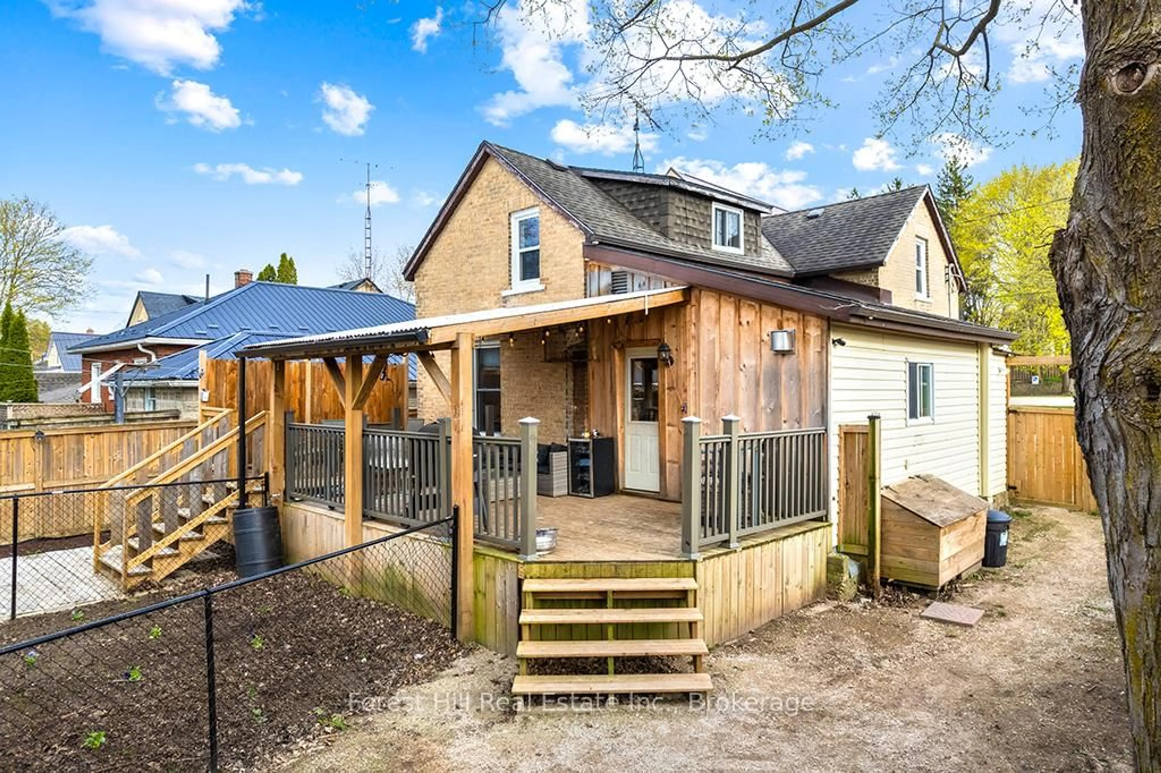 A pic from outside/outdoor area/front of a property/back of a property/a pic from drone, building for 66 3rd St, Arran-Elderslie Ontario N0G 1L0