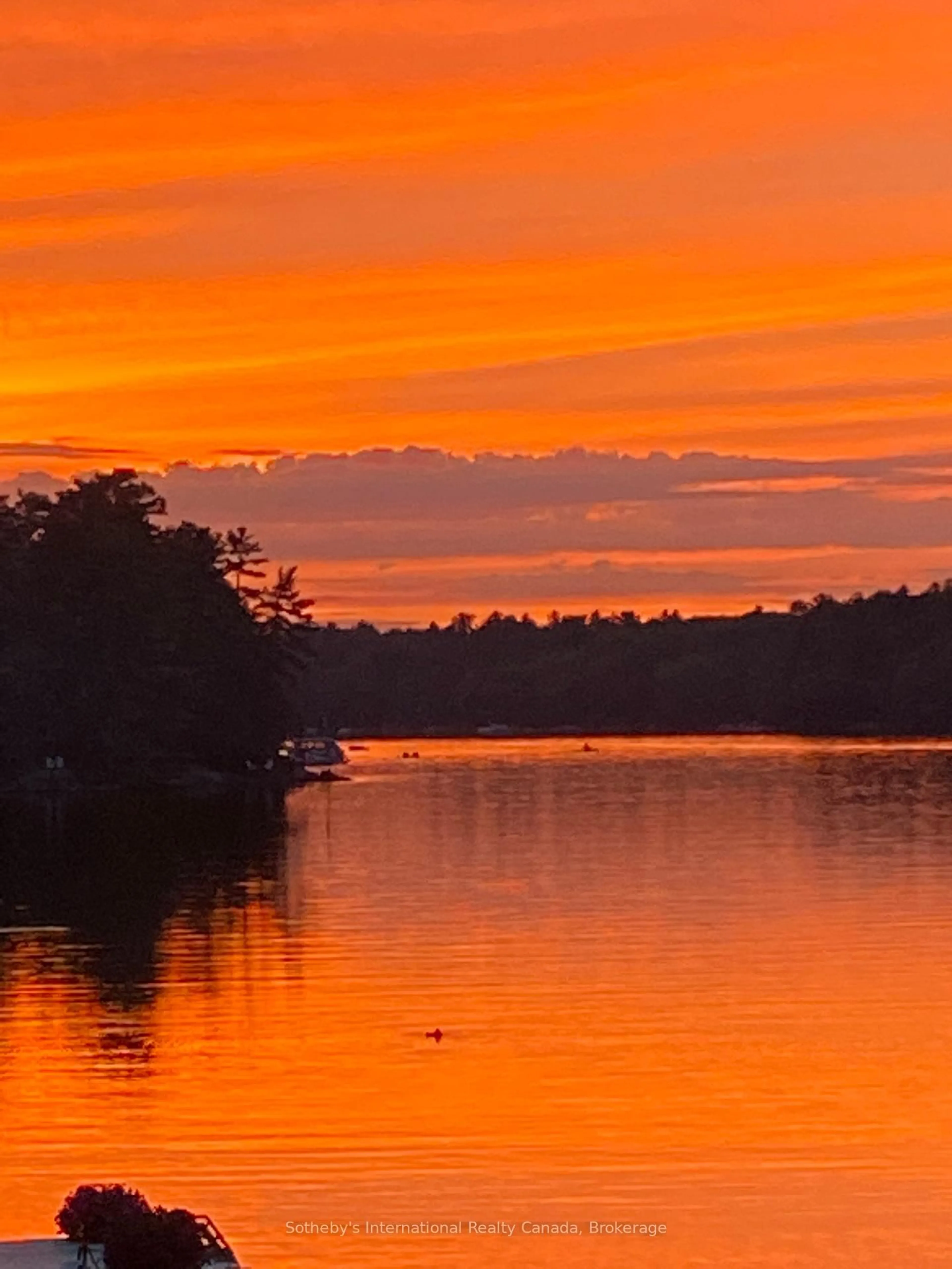 Blurry image for 1011 Park Rd, Muskoka Lakes Ontario P0C 1A0