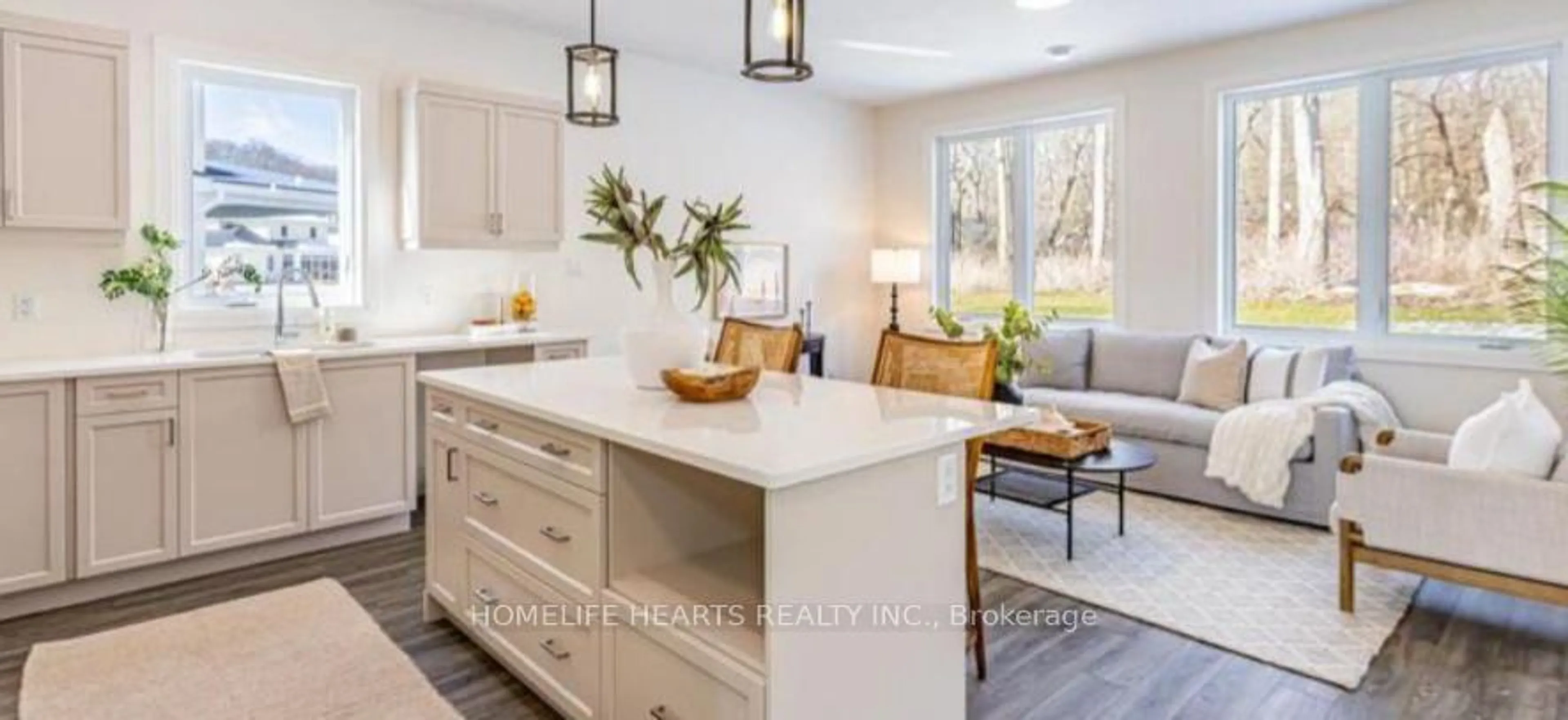 Open concept kitchen, unknown for 70 The Promenade, Central Elgin Ontario N5L 1C5
