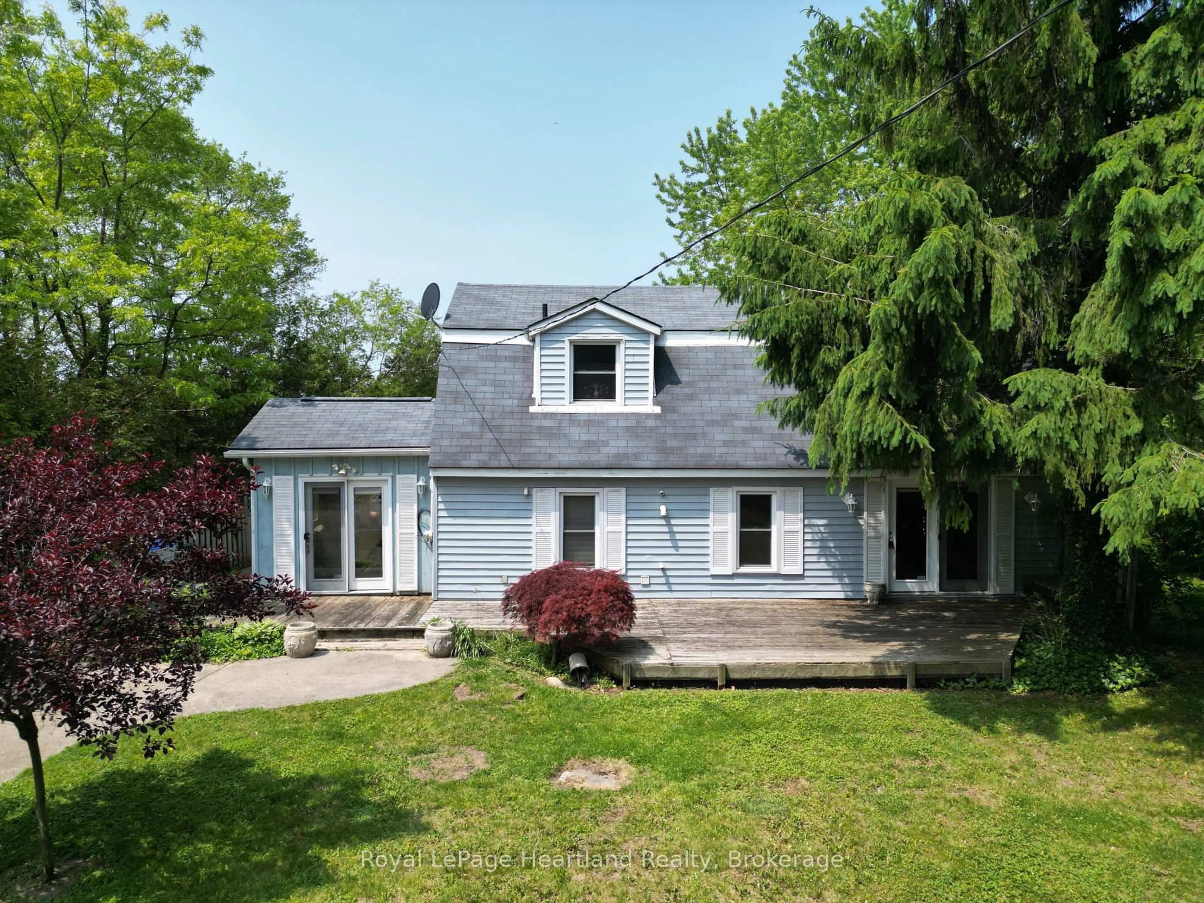 A pic from outside/outdoor area/front of a property/back of a property/a pic from drone, street for 72959 Claudette Dr, Bluewater Ontario N0M 2T0