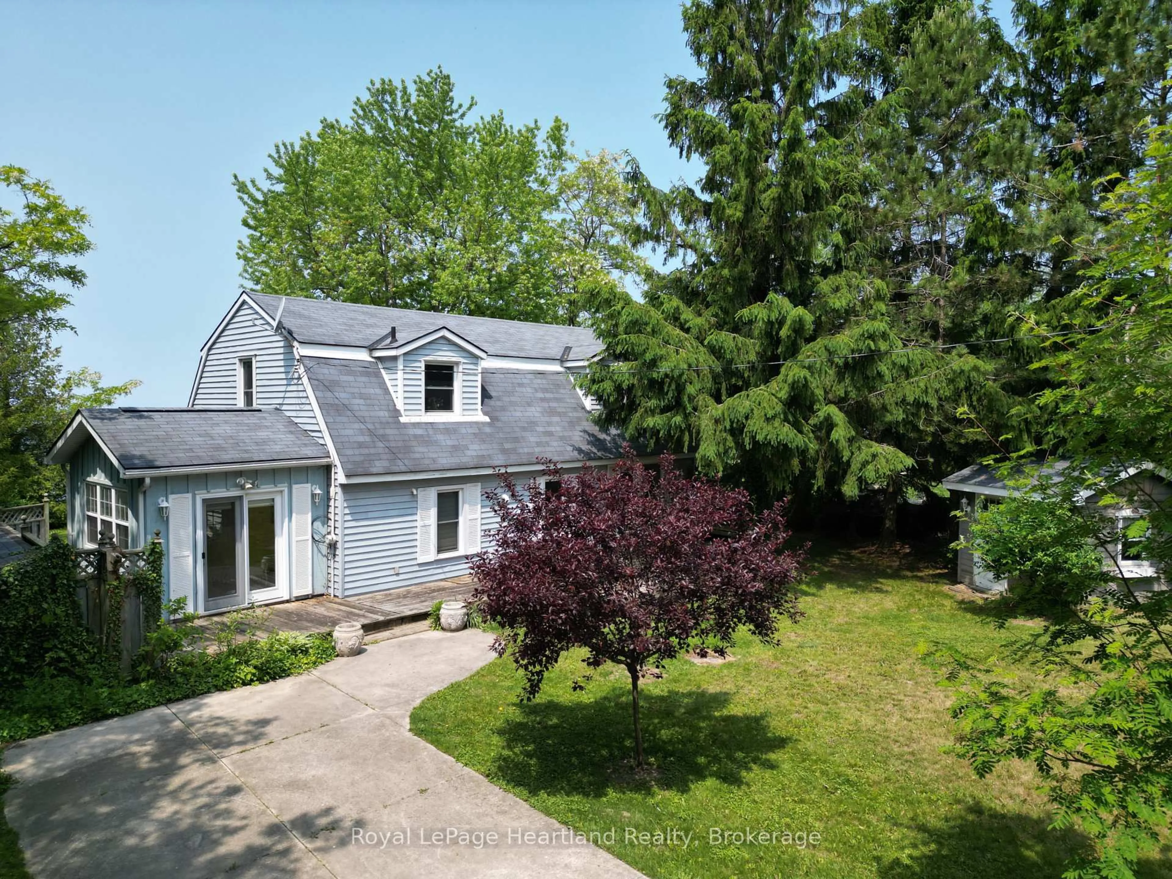 A pic from outside/outdoor area/front of a property/back of a property/a pic from drone, street for 72959 Claudette Dr, Bluewater Ontario N0M 2T0