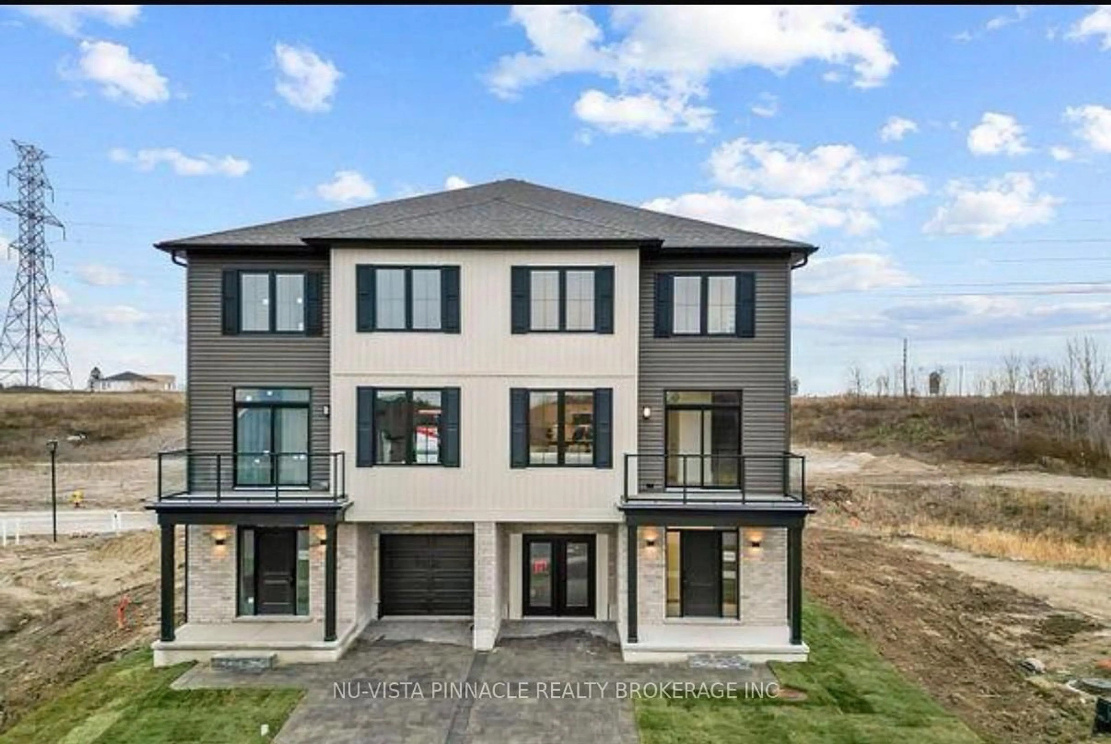 Unknown for 2592 Sheffield Blvd, London South Ontario N6M 0G4