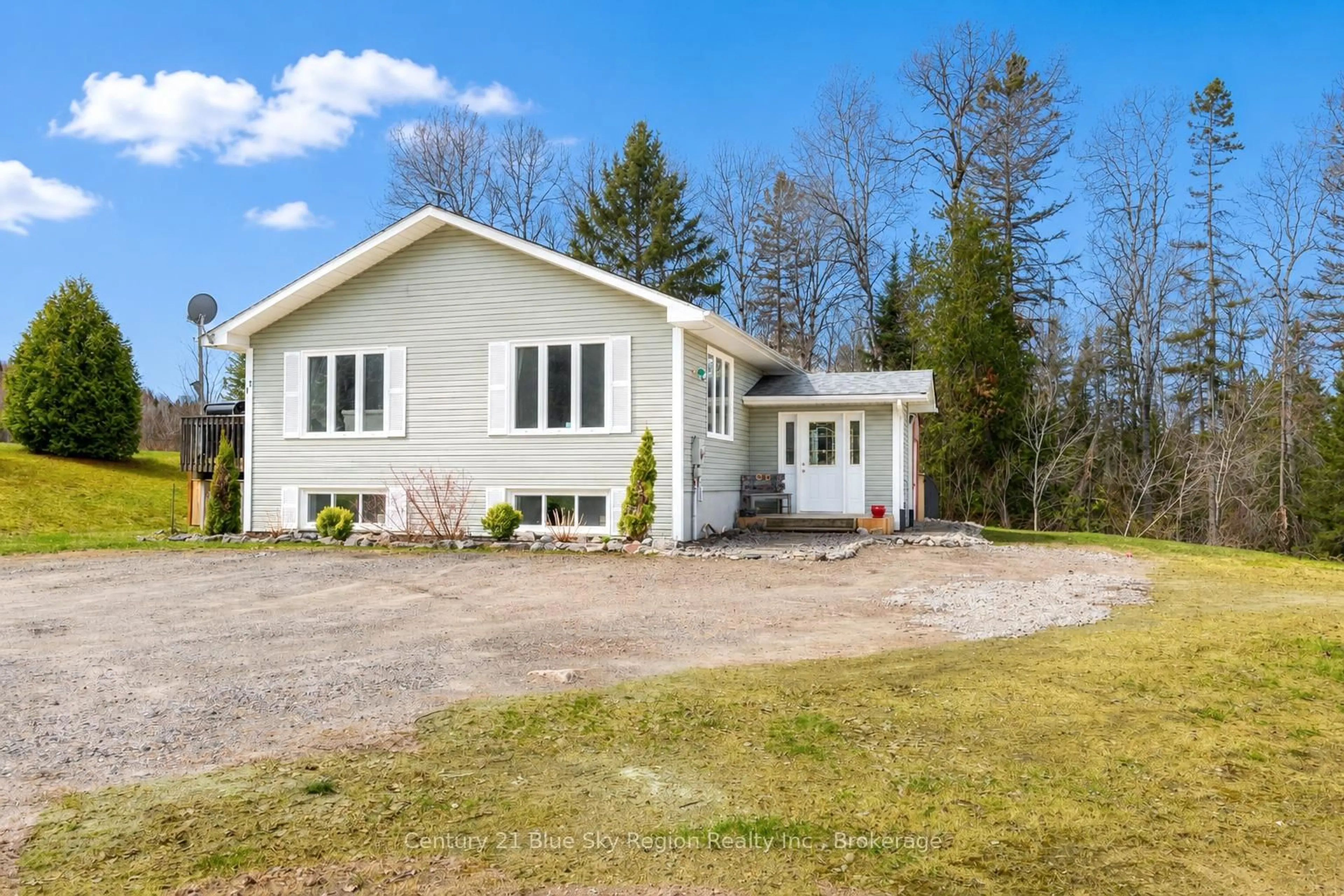 Unknown for 11 Line 3, Bonfield Ontario P0H 1E0