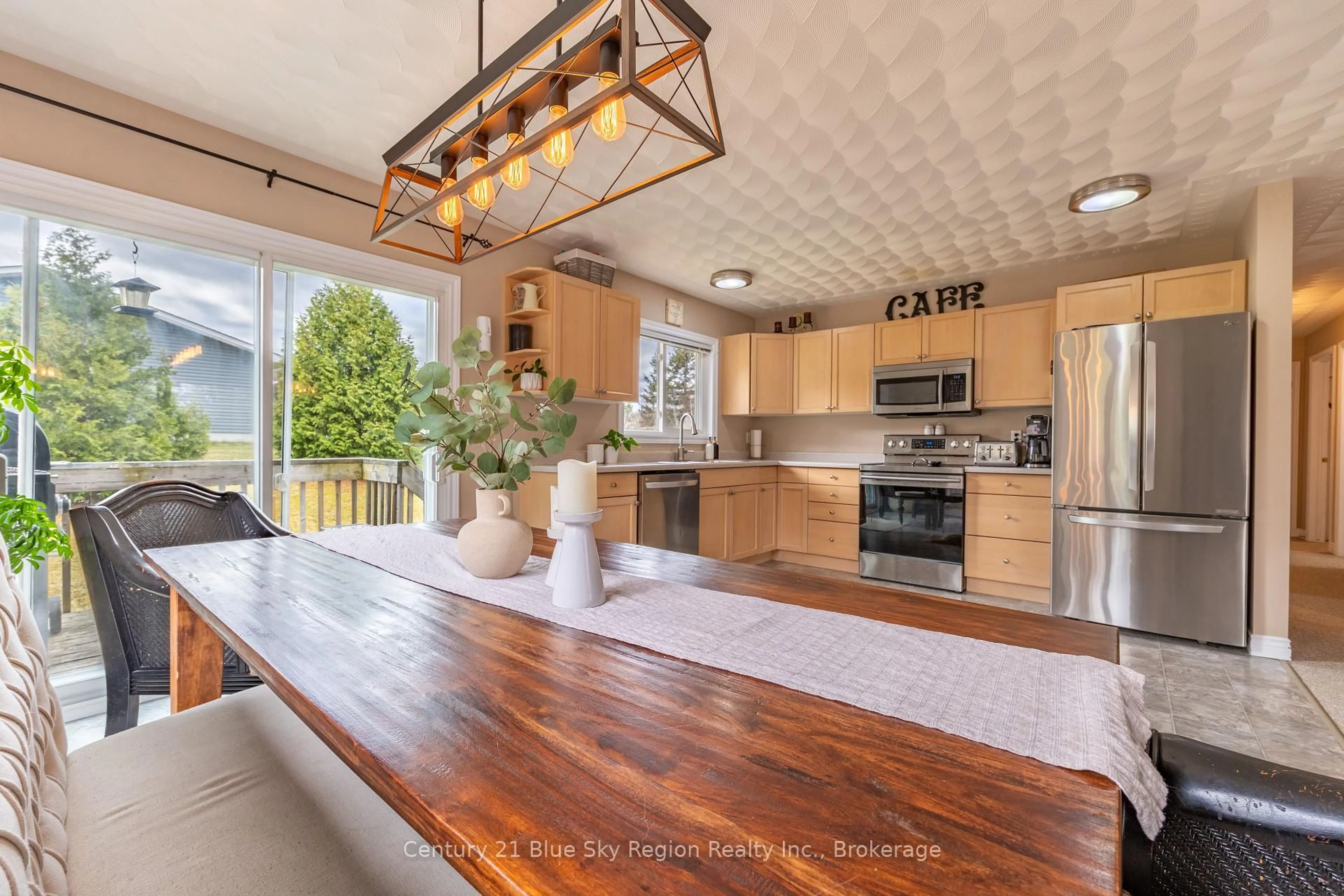 Open concept kitchen, ceramic/tile floor for 11 Line 3, Bonfield Ontario P0H 1E0