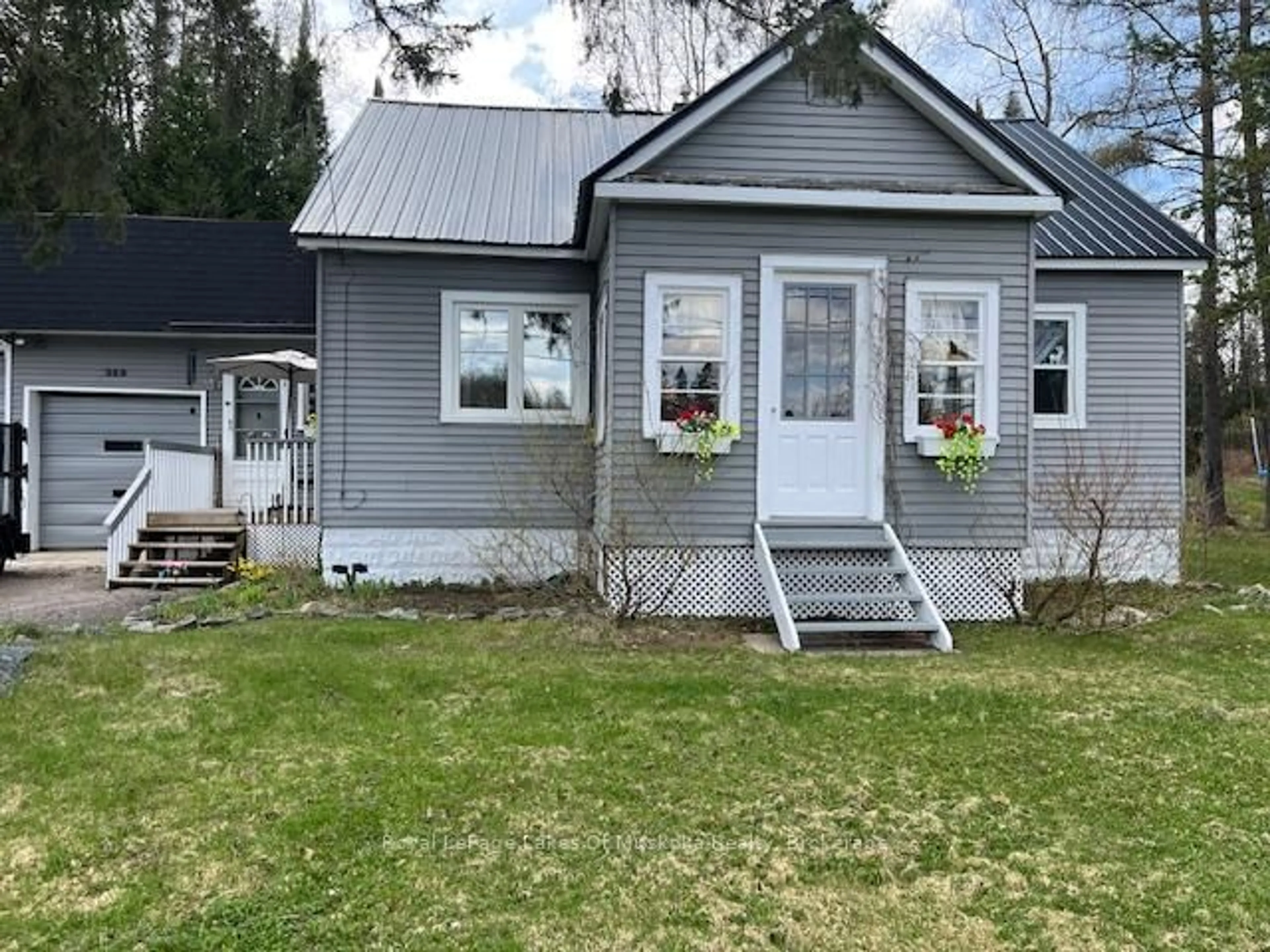 Unknown for 319 Ontario St, Burk's Falls Ontario P0A 1C0