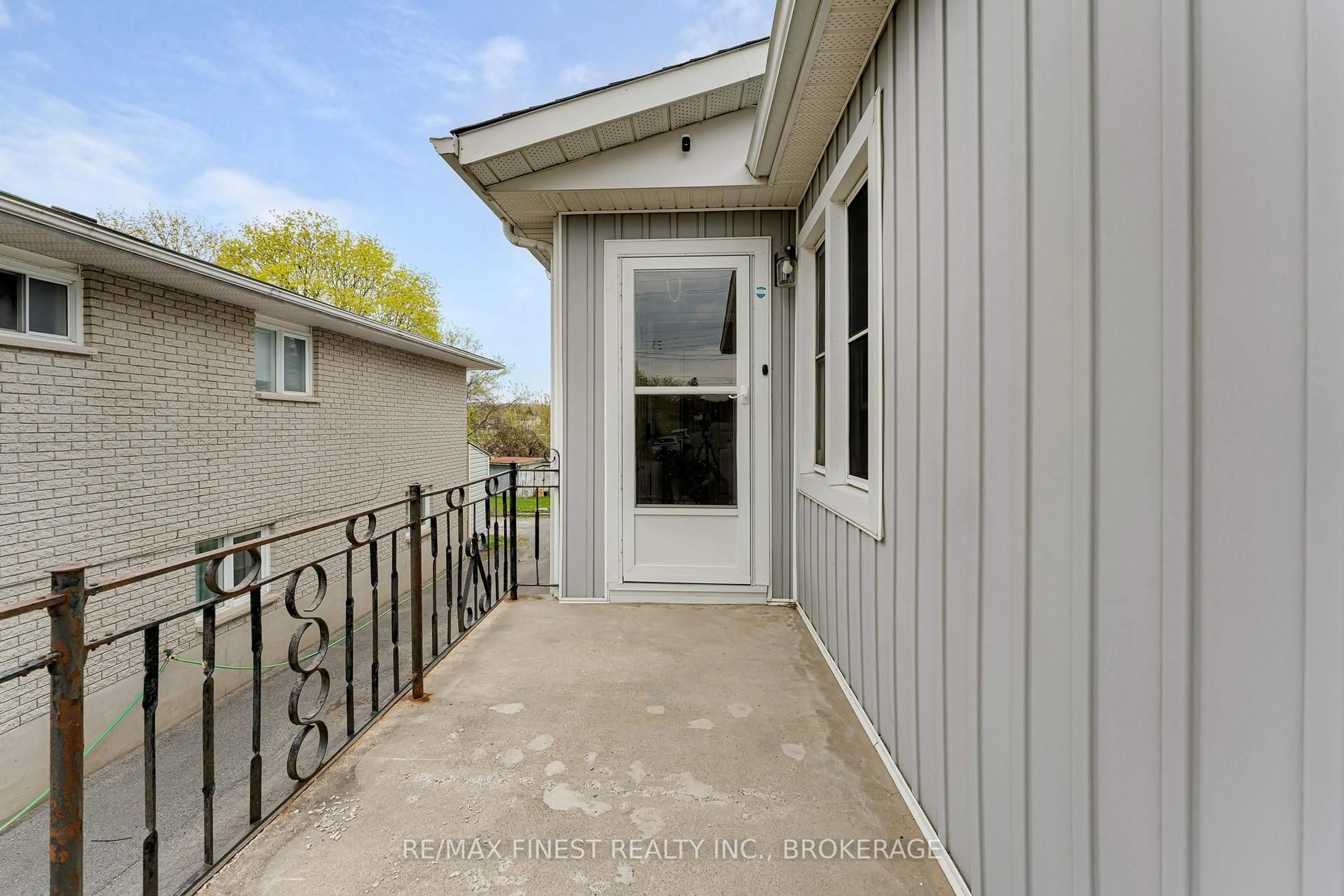 Unknown for 81 Weller Ave, Kingston Ontario K7K 2T4